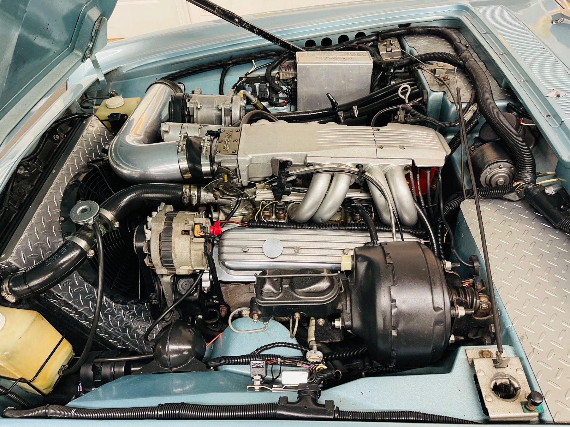 Used 1973 Avanti II - TPI V8 ENGINE - 700R4 TRANS - DRIVES EXCELLENT -SEE VIDEO | Mundelein, IL