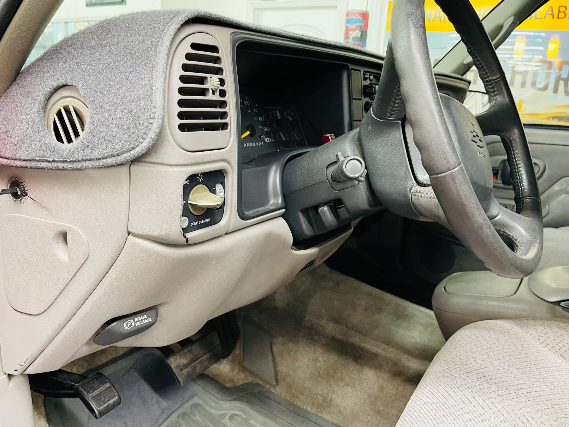 Used 1999 Chevrolet Tahoe - VERY CLEAN WESTERN SUV - Z-71 PACKAGE - SEE VIDEO | Mundelein, IL