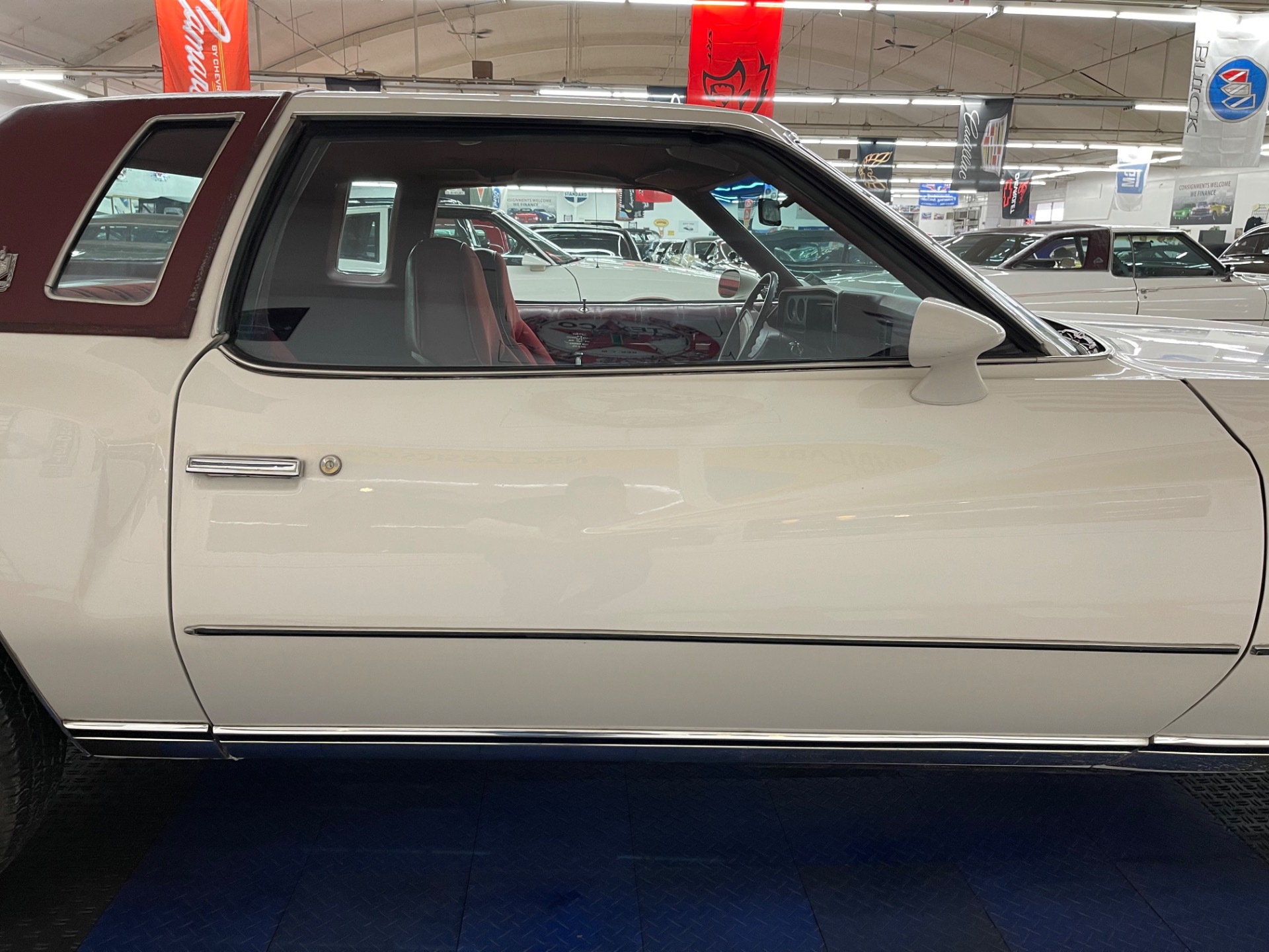 Used 1973 Chevrolet Monte Carlo - GREAT CRUISER -  SWIVEL BUCKETS -SEE VIDEO | Mundelein, IL