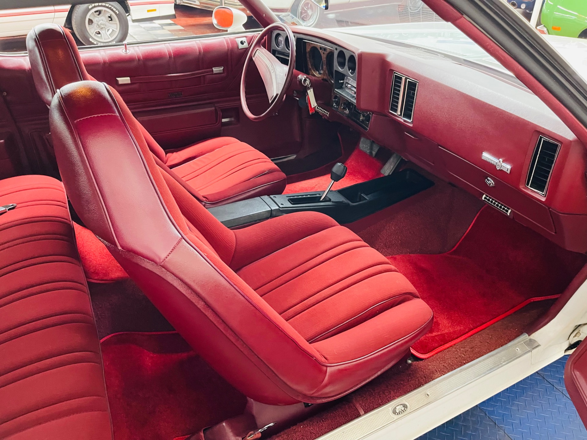 Used 1973 Chevrolet Monte Carlo - GREAT CRUISER -  SWIVEL BUCKETS -SEE VIDEO | Mundelein, IL