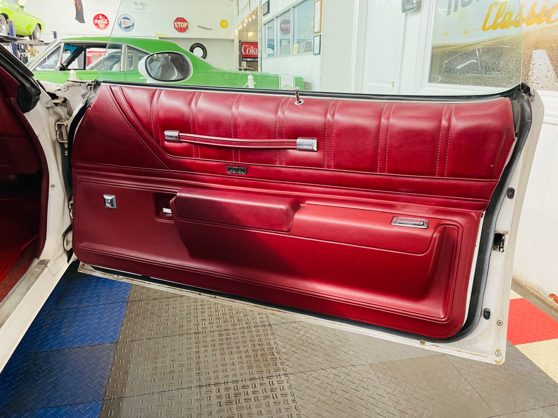 Used 1973 Chevrolet Monte Carlo - GREAT CRUISER -  SWIVEL BUCKETS -SEE VIDEO | Mundelein, IL