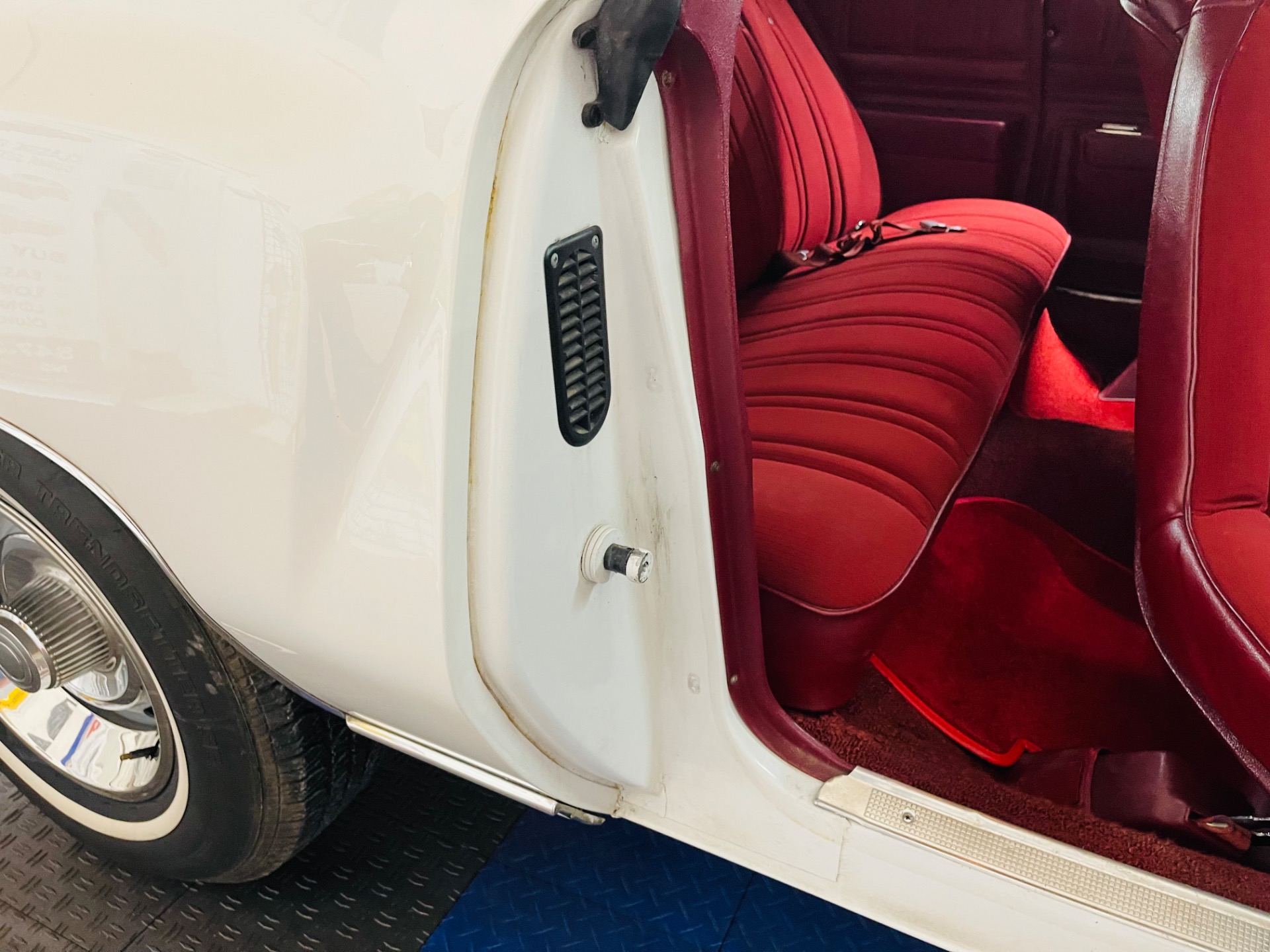 Used 1973 Chevrolet Monte Carlo - GREAT CRUISER -  SWIVEL BUCKETS -SEE VIDEO | Mundelein, IL