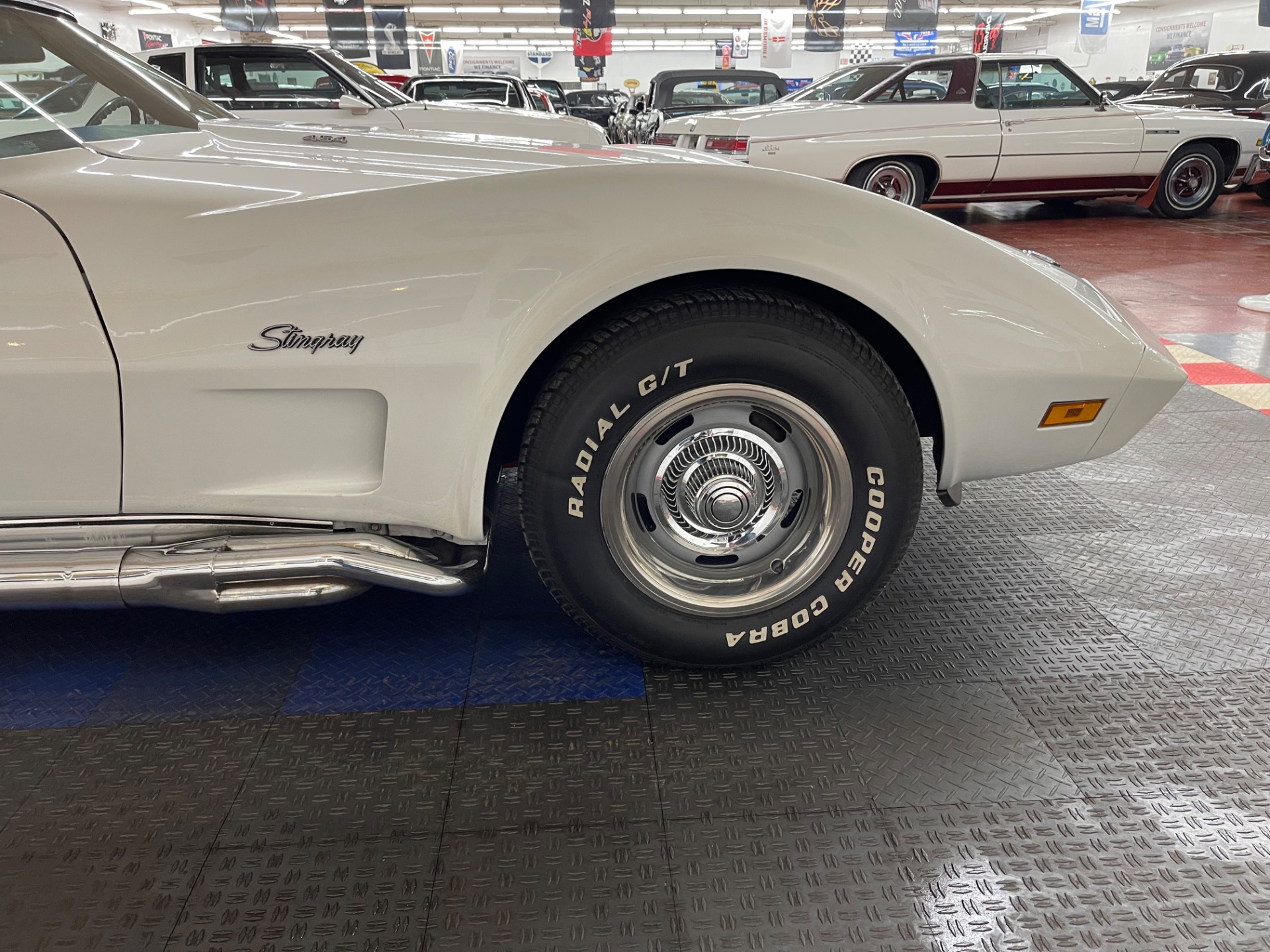 1974 Chevrolet Corvette 26