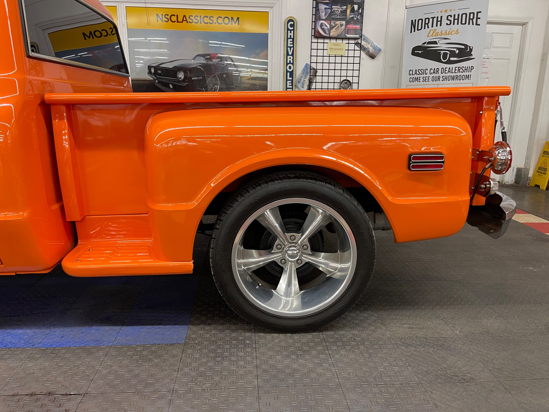 1972 Chevrolet Pickup 23