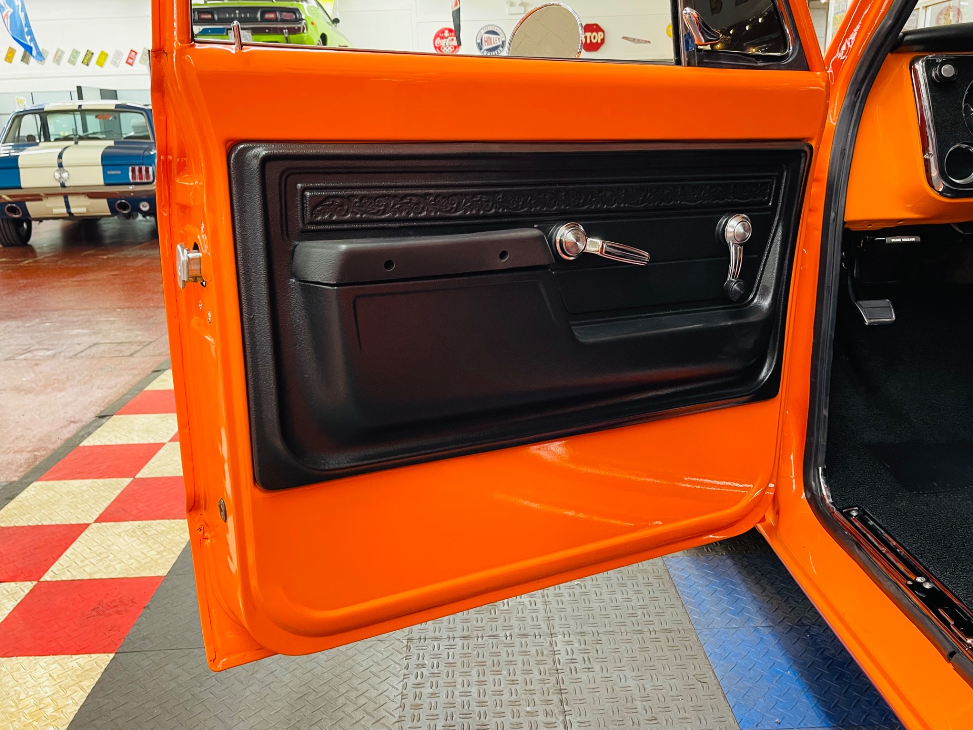 1972 Chevrolet Pickup 35