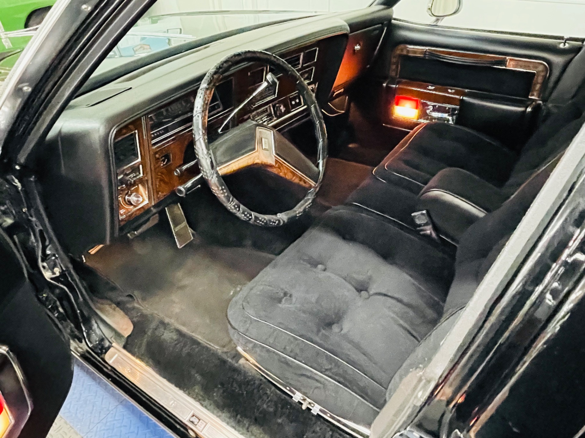Used 1978 Oldsmobile 98 - REGENCY - LOW MILES - FACTORY TRIPLE BLACK - | St. Petersburg, FL
