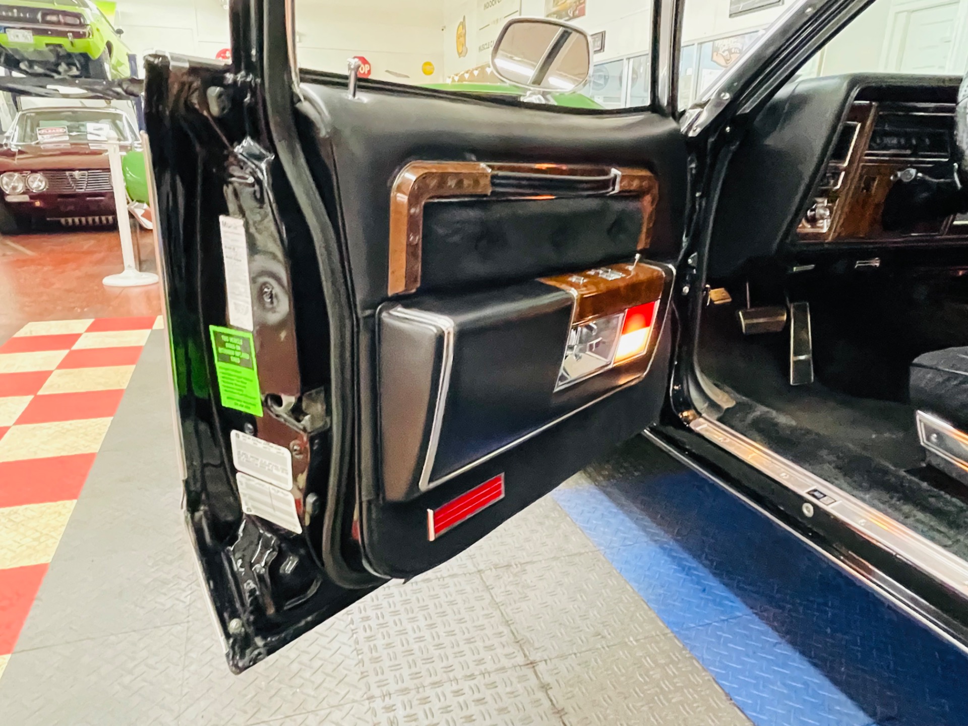 Used 1978 Oldsmobile 98 - REGENCY - LOW MILES - FACTORY TRIPLE BLACK - | St. Petersburg, FL