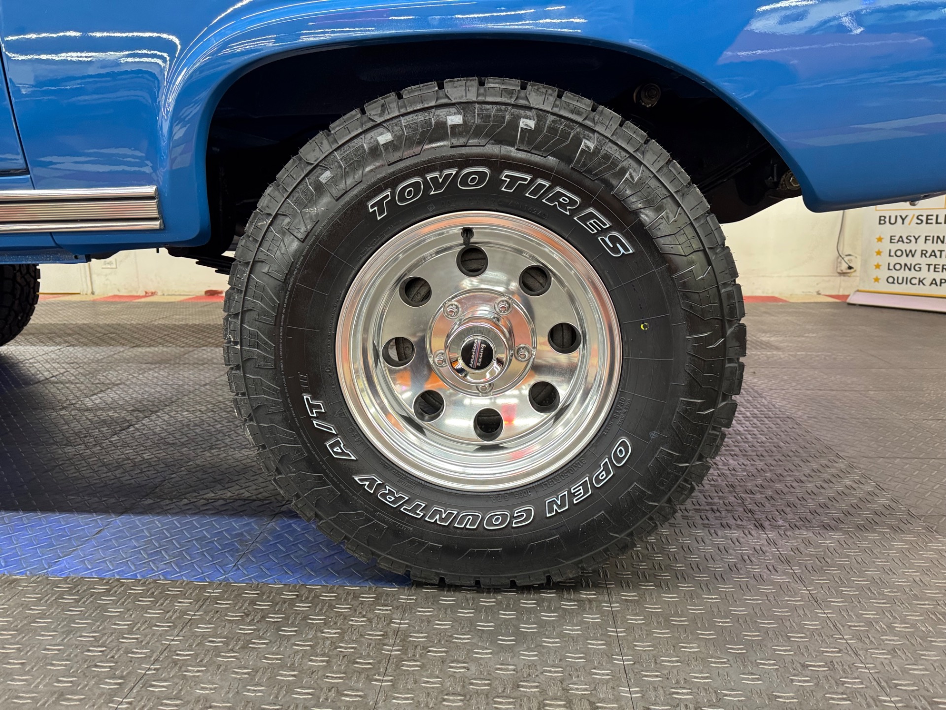 Used 1977 Ford Bronco - SHOW QUALITY PAINT - 302 V8 ENGINE - MANUAL TRANS -SEE VIDEO | St. Petersburg, FL
