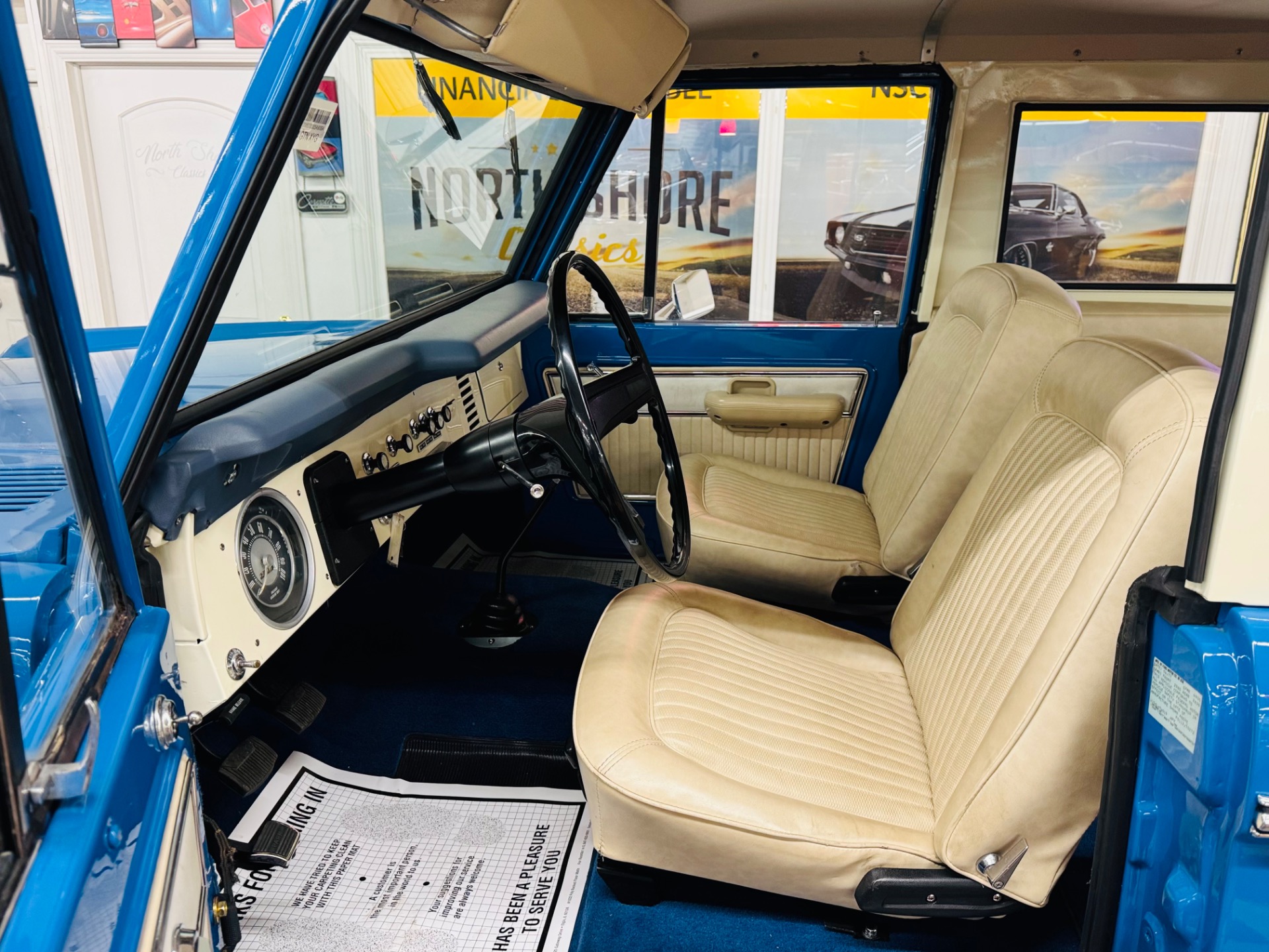 Used 1977 Ford Bronco - SHOW QUALITY PAINT - 302 V8 ENGINE - MANUAL TRANS -SEE VIDEO | St. Petersburg, FL