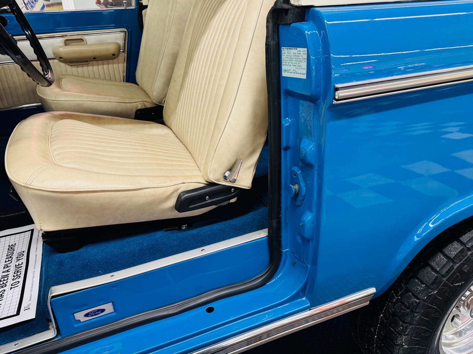 Used 1977 Ford Bronco - SHOW QUALITY PAINT - 302 V8 ENGINE - MANUAL TRANS -SEE VIDEO | St. Petersburg, FL