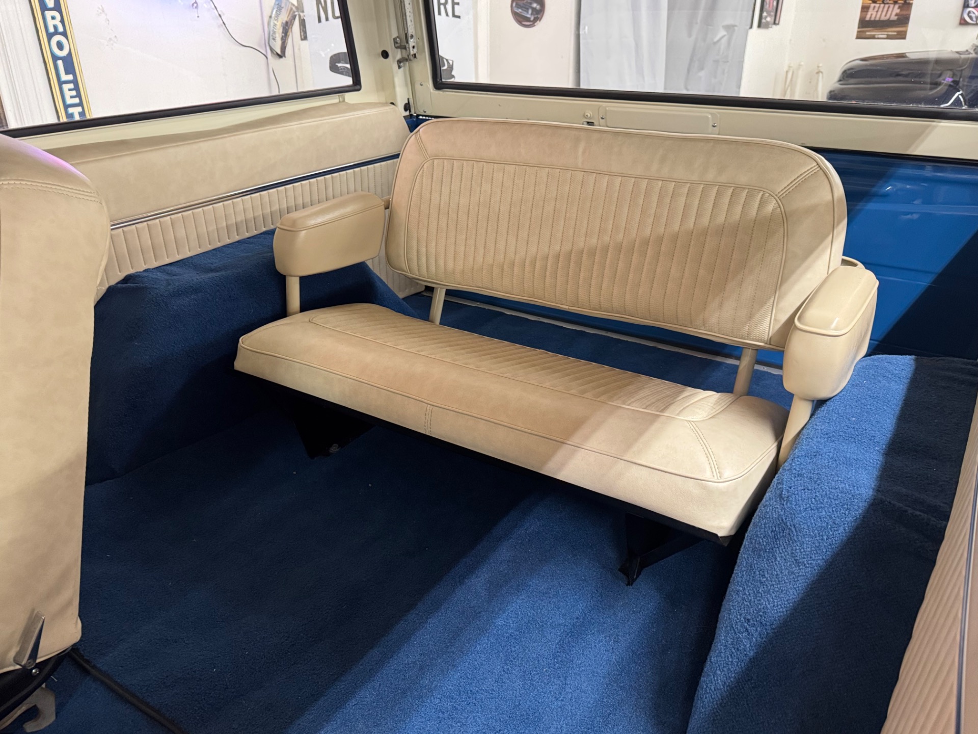 Used 1977 Ford Bronco - SHOW QUALITY PAINT - 302 V8 ENGINE - MANUAL TRANS -SEE VIDEO | St. Petersburg, FL