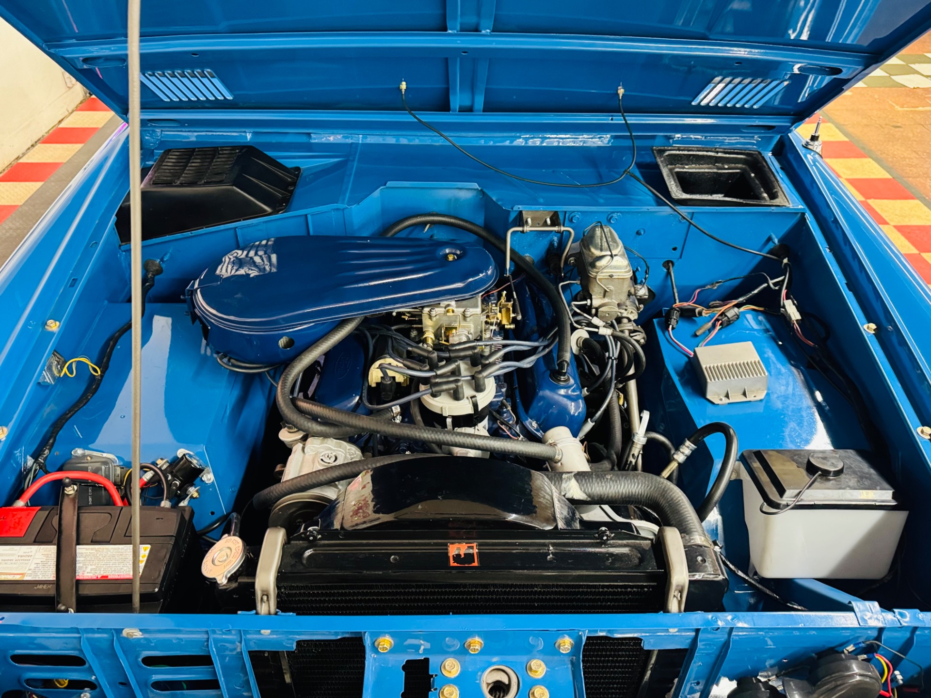 Used 1977 Ford Bronco - SHOW QUALITY PAINT - 302 V8 ENGINE - MANUAL TRANS -SEE VIDEO | St. Petersburg, FL