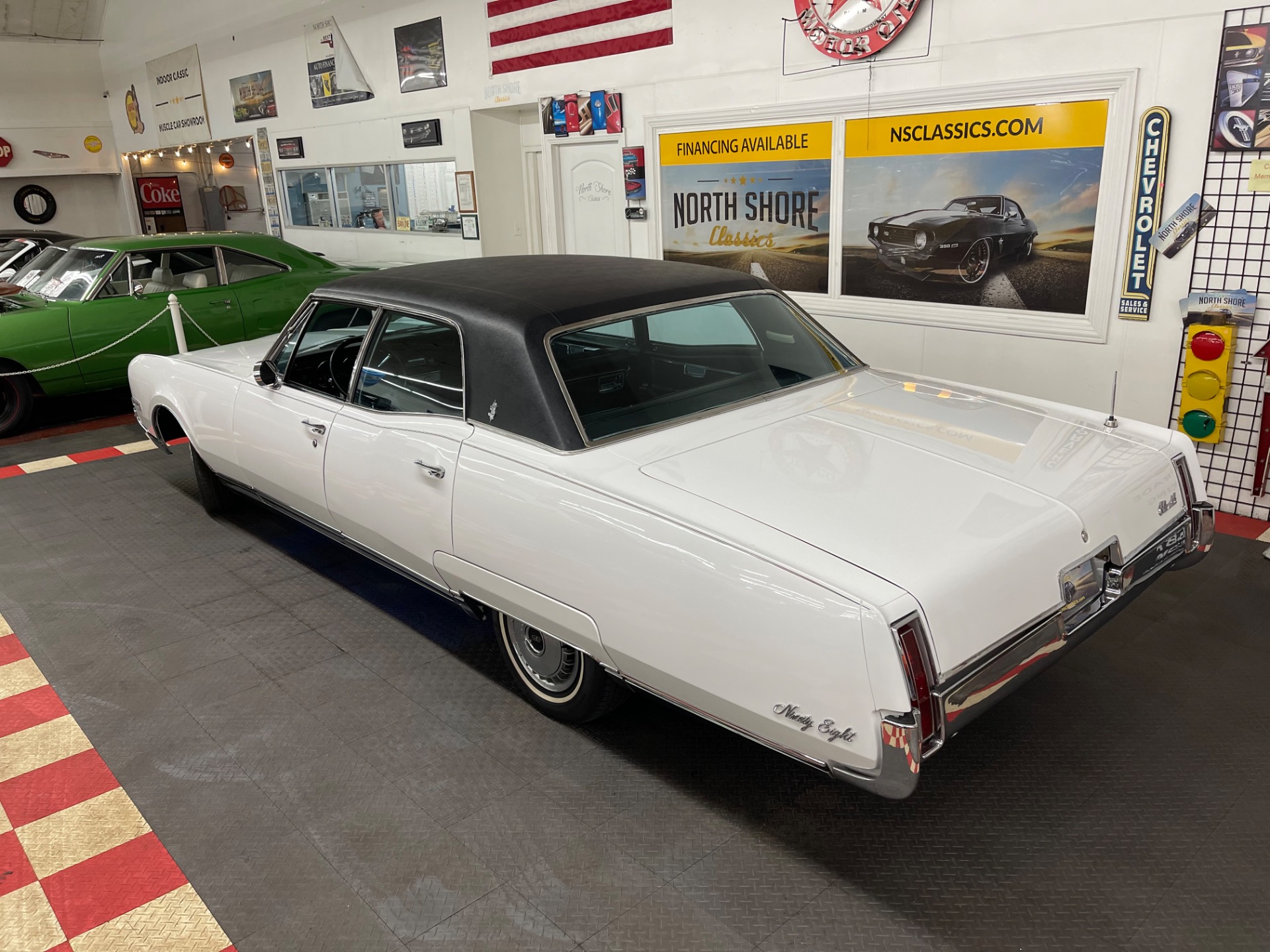 1967 Oldsmobile 98 - SUPER LOW MILES - LUXURY SEDAN -SEE