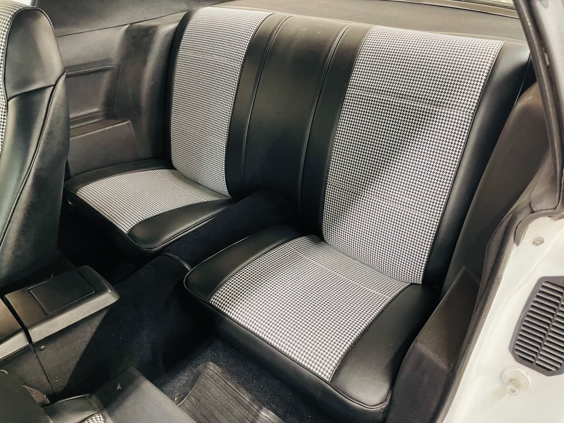 Used 1971 Chevrolet Camaro - Z/28 TRIBUTE - 4 SPEED MANUAL - SEE VIDEO | Mundelein, IL