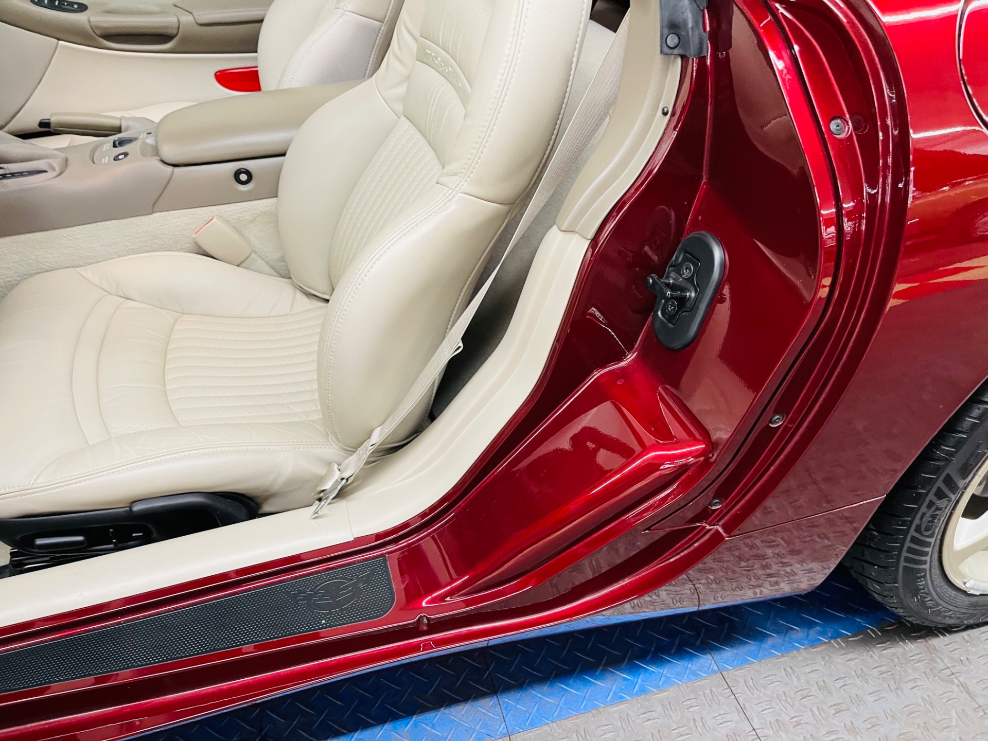 Used 2003 Chevrolet Corvette - 50TH ANNIVERSARY CONVERTIBLE - SUPER LOW MILES - SEE VIDEO | Mundelein, IL