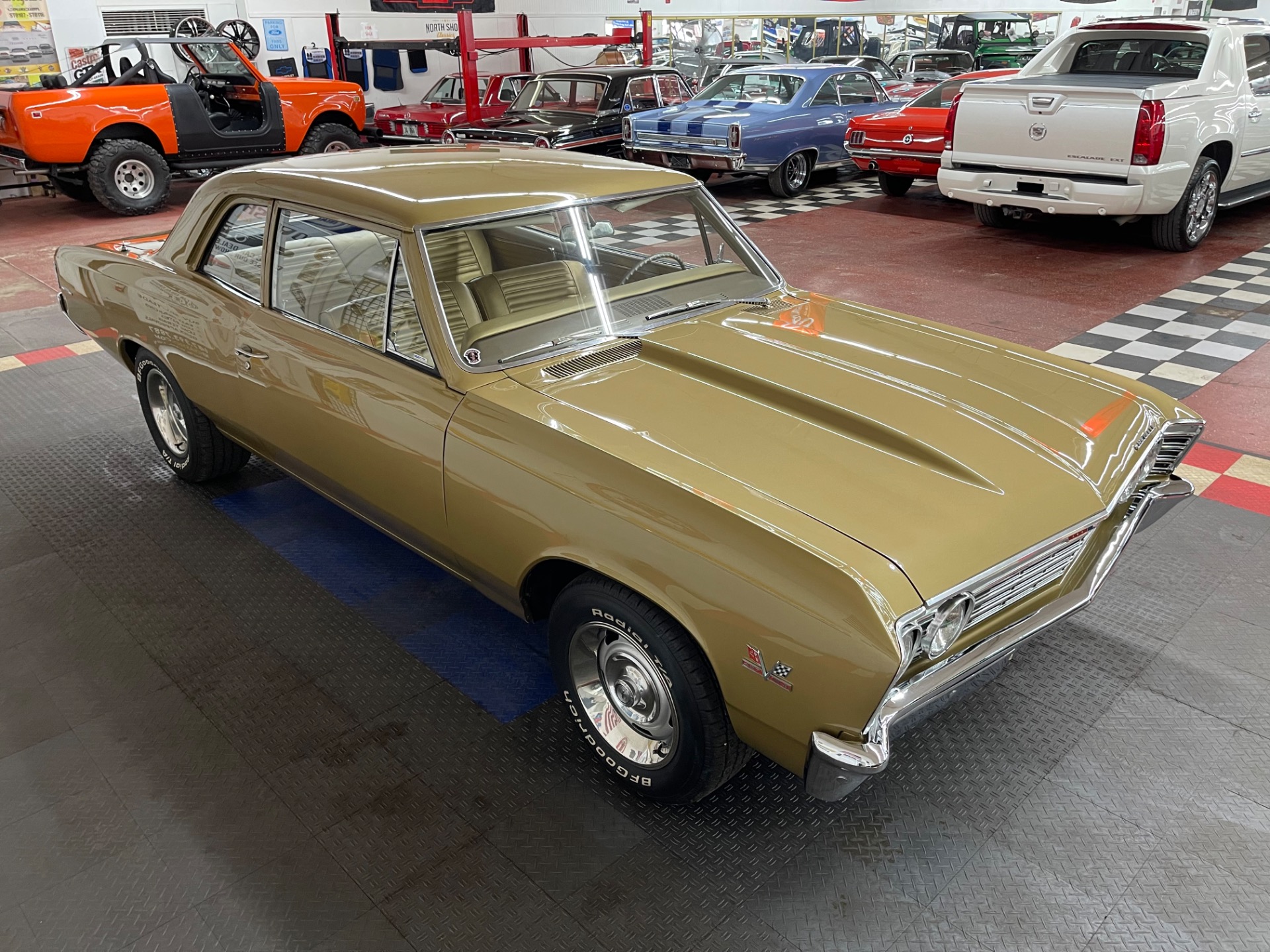 Used 1967 Chevrolet Chevelle - 300 SEDAN - 427 BIG BLOCK - SEE VIDEO | Mundelein, IL