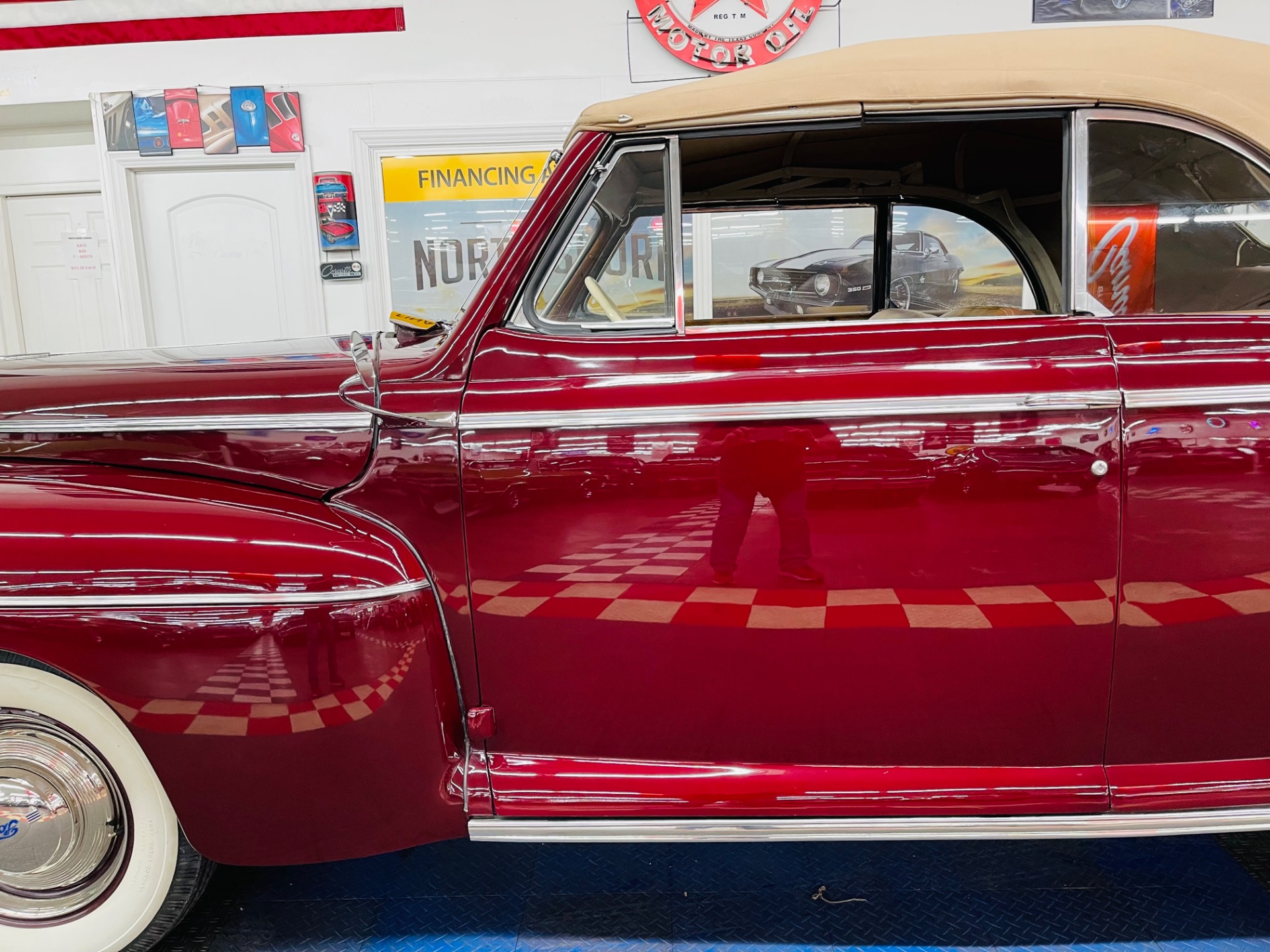 1942 Ford Deluxe 17