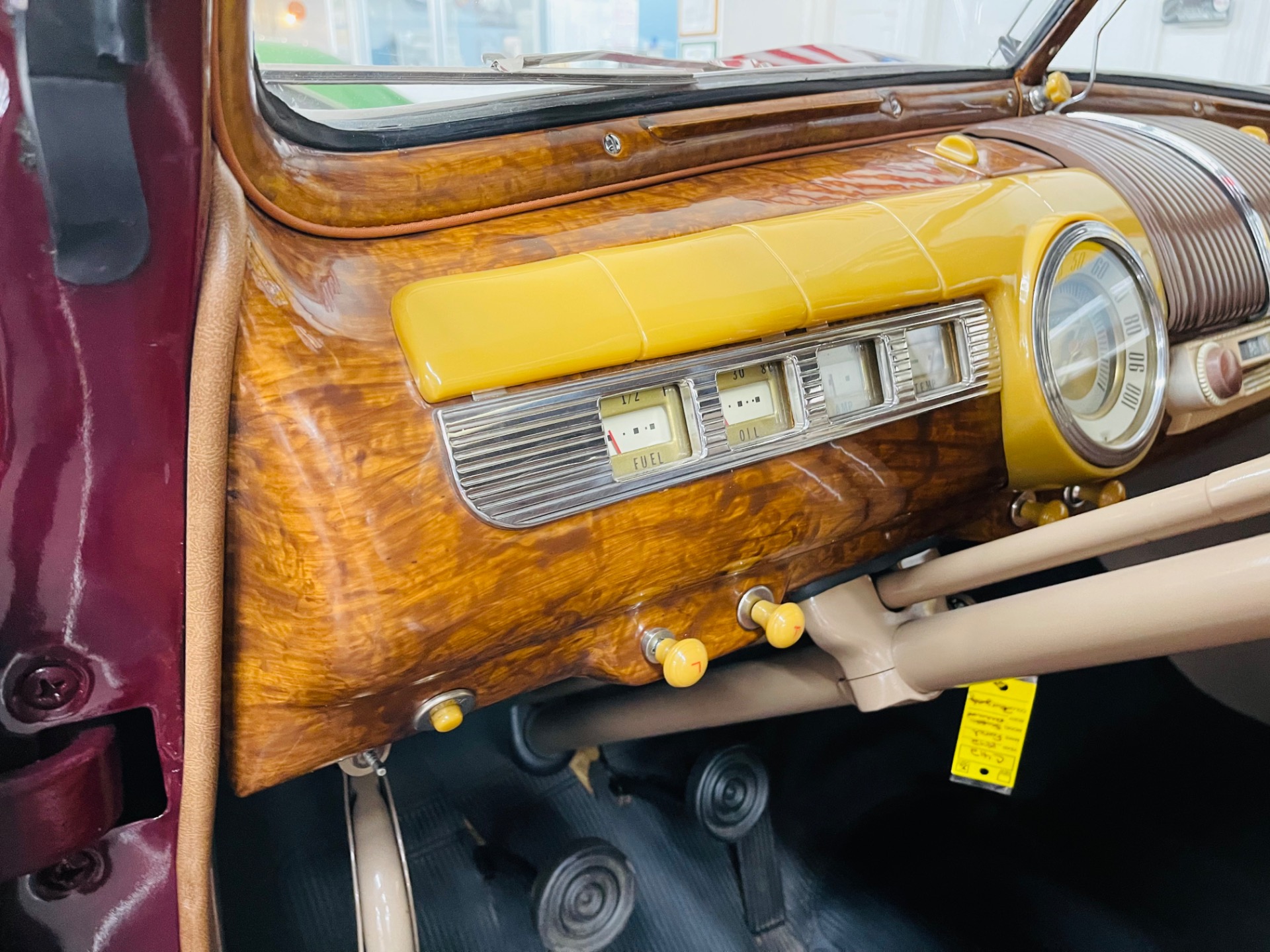 1942 Ford Deluxe 31