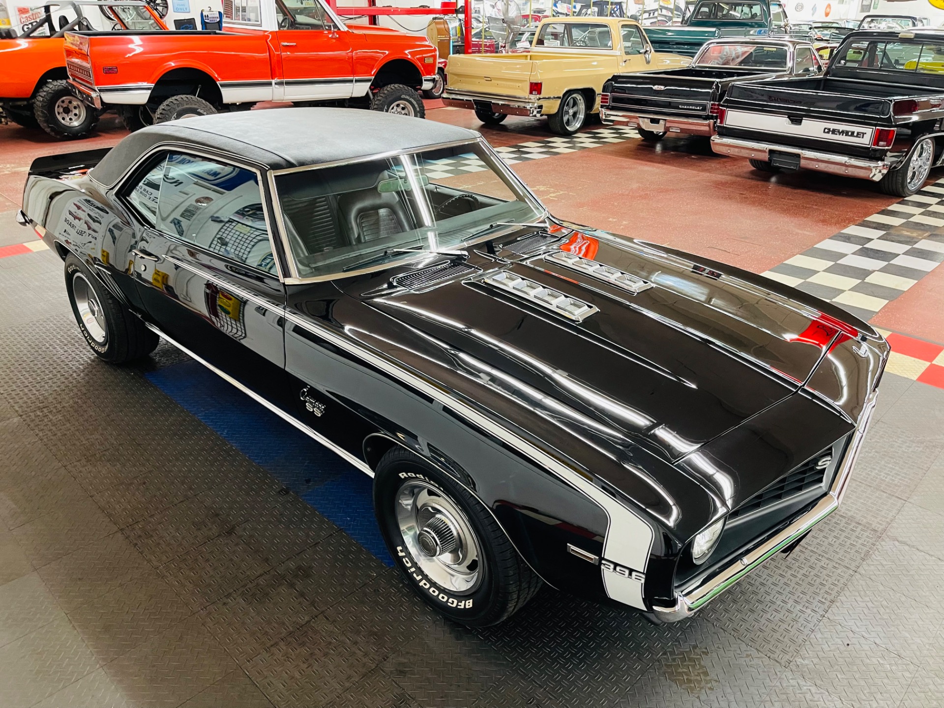 1969 Chevrolet Camaro 21