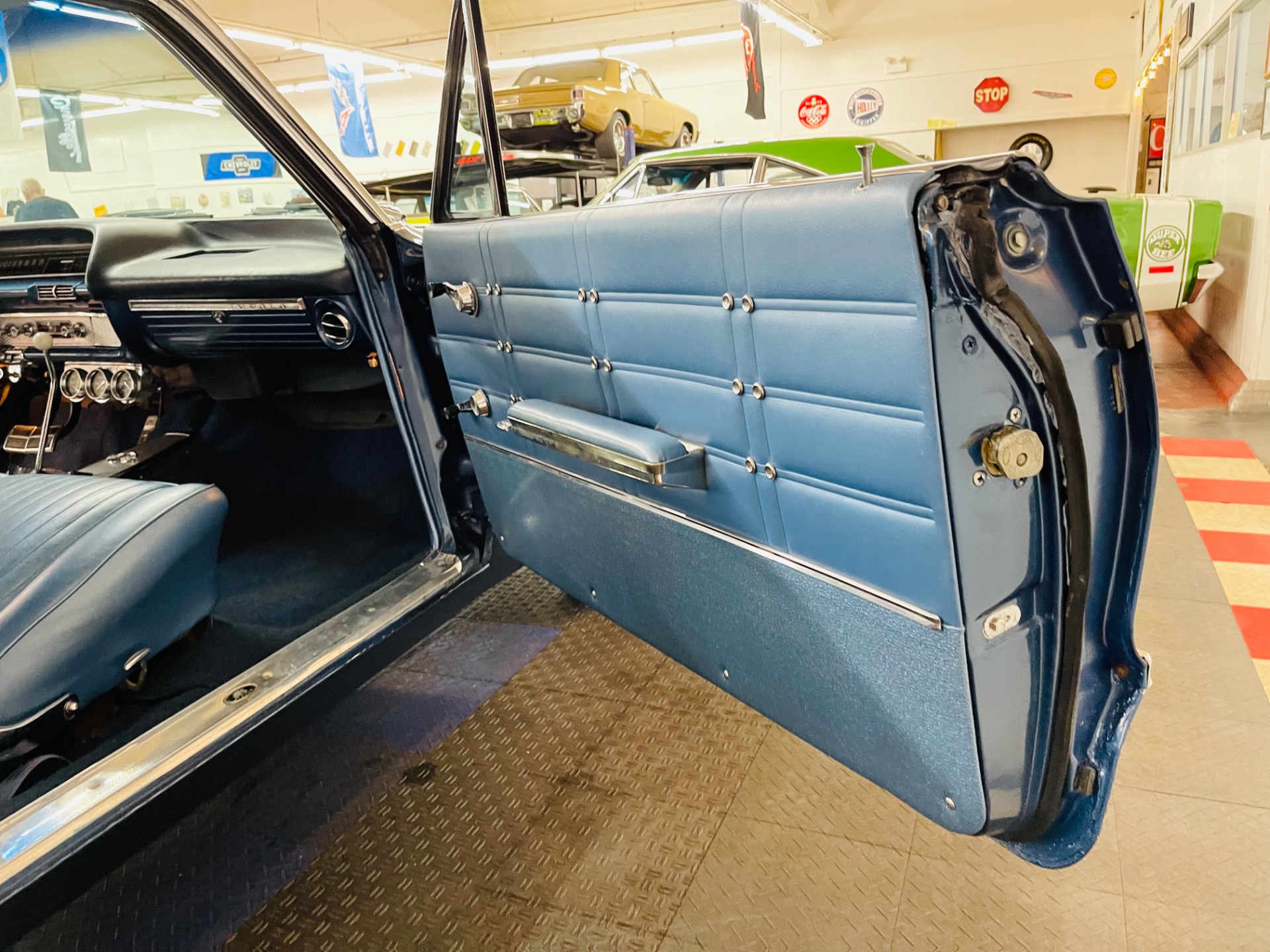 Used 1963 Chevrolet Impala - SUPER SPORT - 409 V8 - 4 SPEED - FACTORY AC - SEE VIDEO | Mundelein, IL