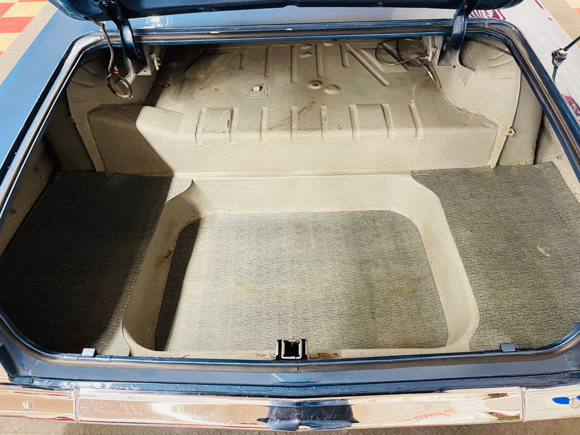 Used 1963 Chevrolet Impala - SUPER SPORT - 409 V8 - 4 SPEED - FACTORY AC - SEE VIDEO | Mundelein, IL