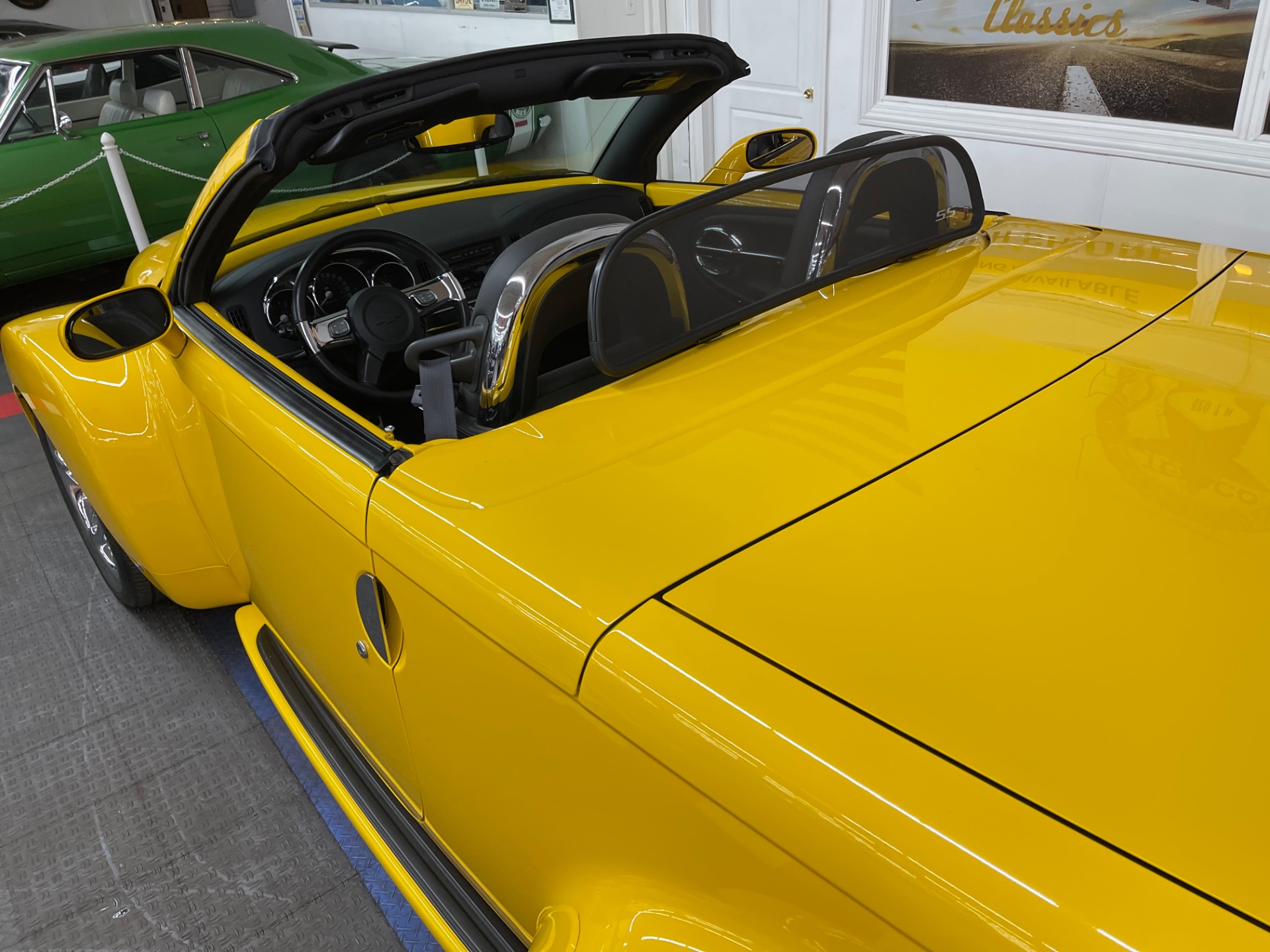 Used 2006 Chevrolet SSR Super Low Miles Fully Optioned- SEE VIDEO | Mundelein, IL