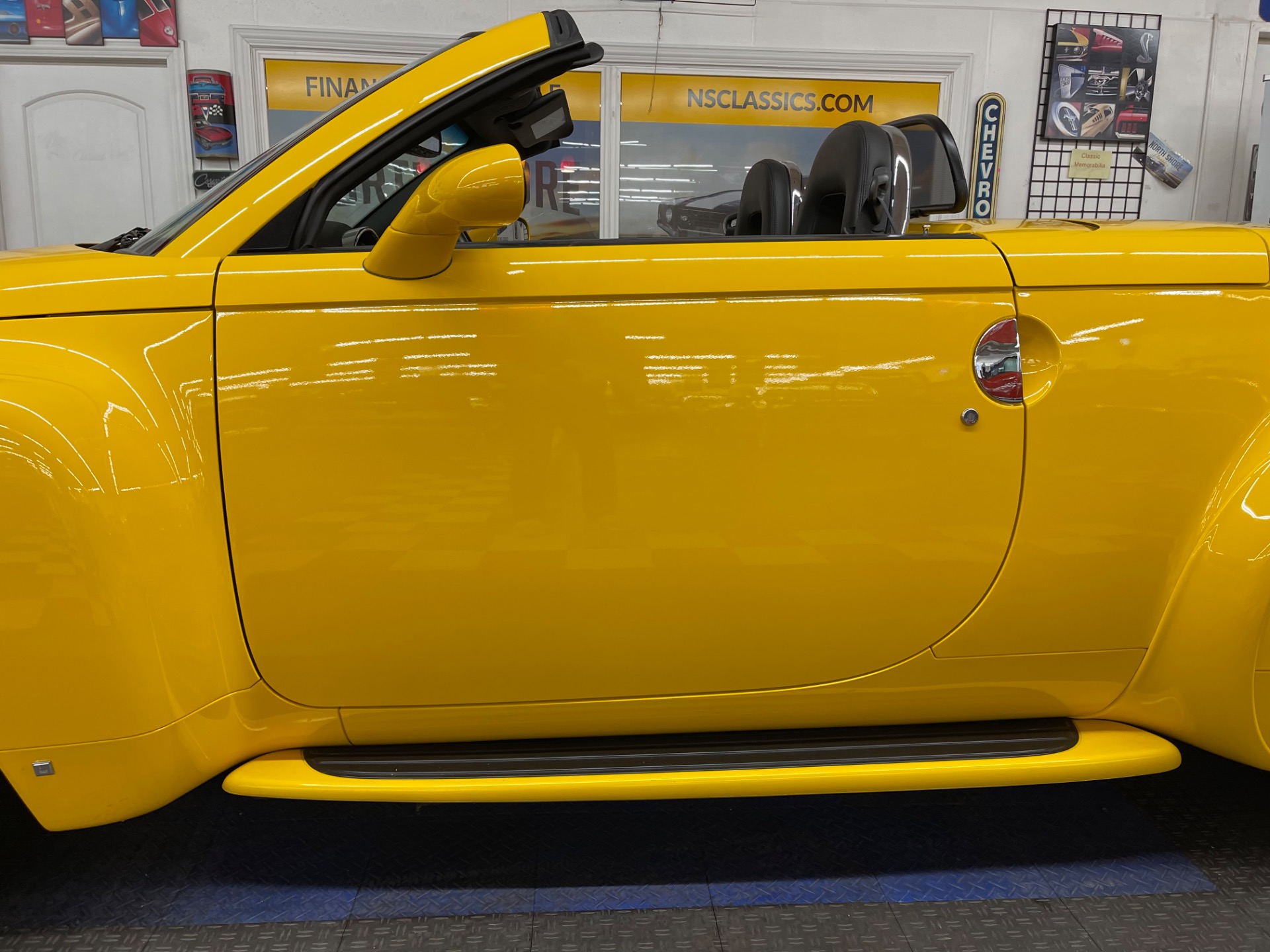 Used 2006 Chevrolet SSR Super Low Miles Fully Optioned- SEE VIDEO | Mundelein, IL