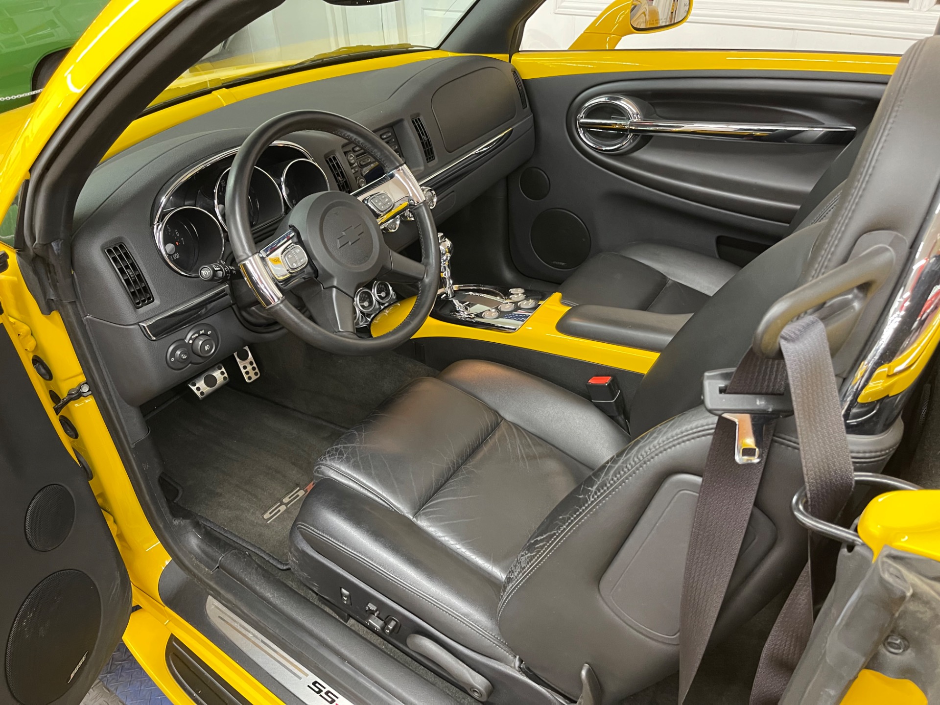 Used 2006 Chevrolet SSR Super Low Miles Fully Optioned- SEE VIDEO | Mundelein, IL