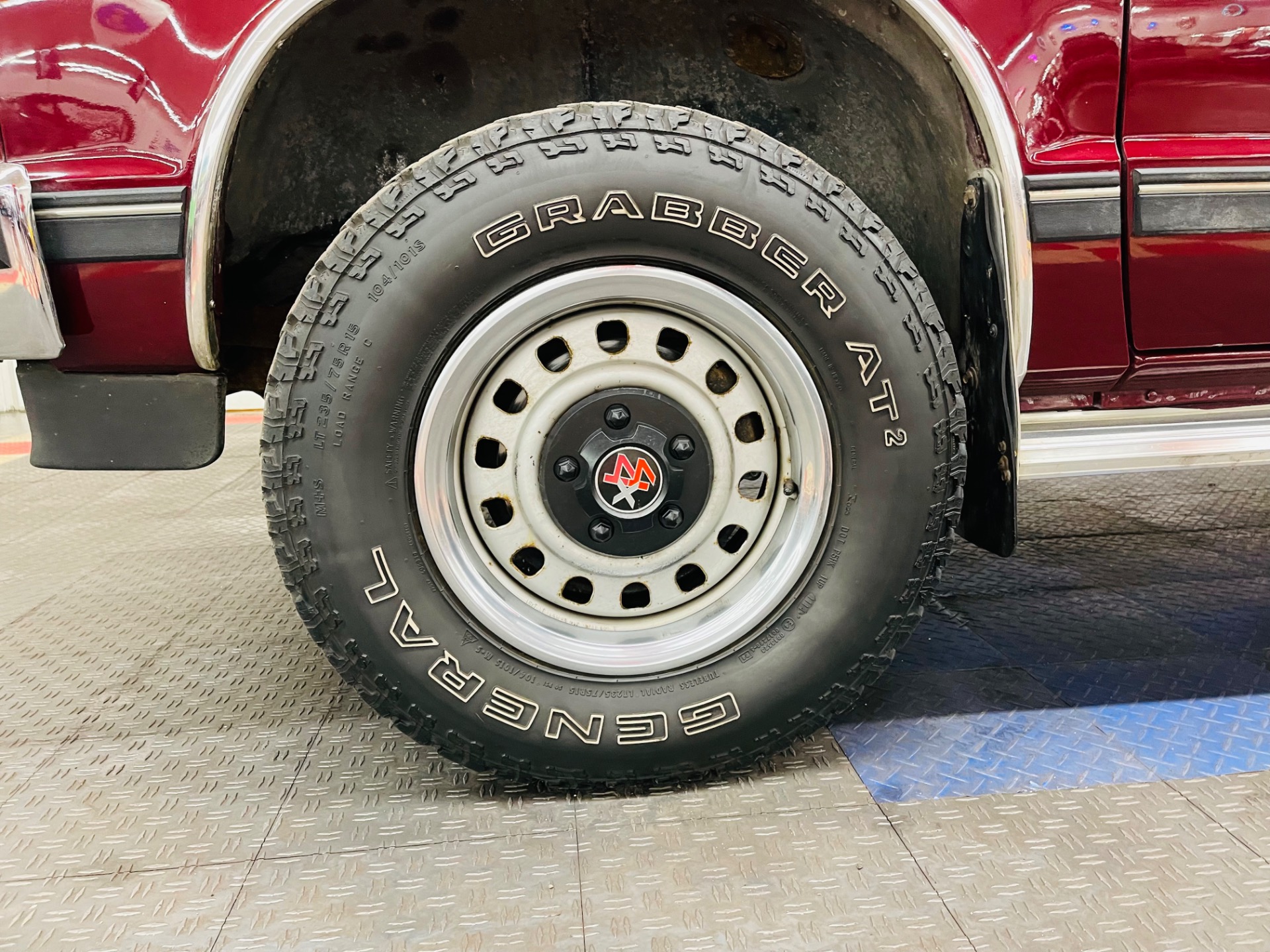 Used 1989 Chevrolet S-10 Blazer - 2 DOOR - 4 WHEEL DRIVE - SEE VIDEO | Mundelein, IL