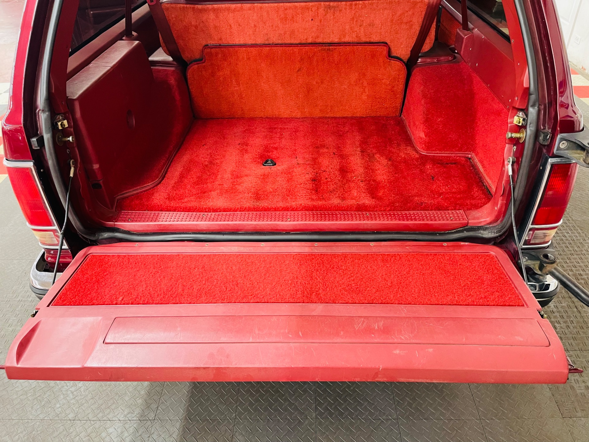 Used 1989 Chevrolet S-10 Blazer - 2 DOOR - 4 WHEEL DRIVE - SEE VIDEO | Mundelein, IL