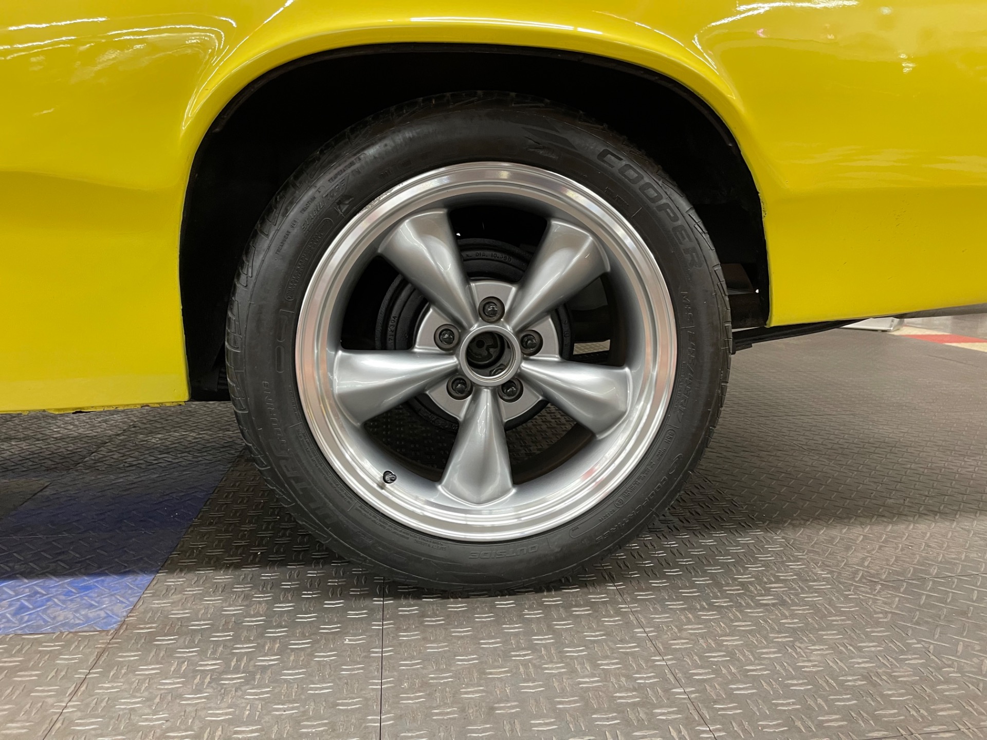 Used 1973 Plymouth Duster - 4 SPEED - 318 C.I. ENGINE-SEE VIDEO | Mundelein, IL