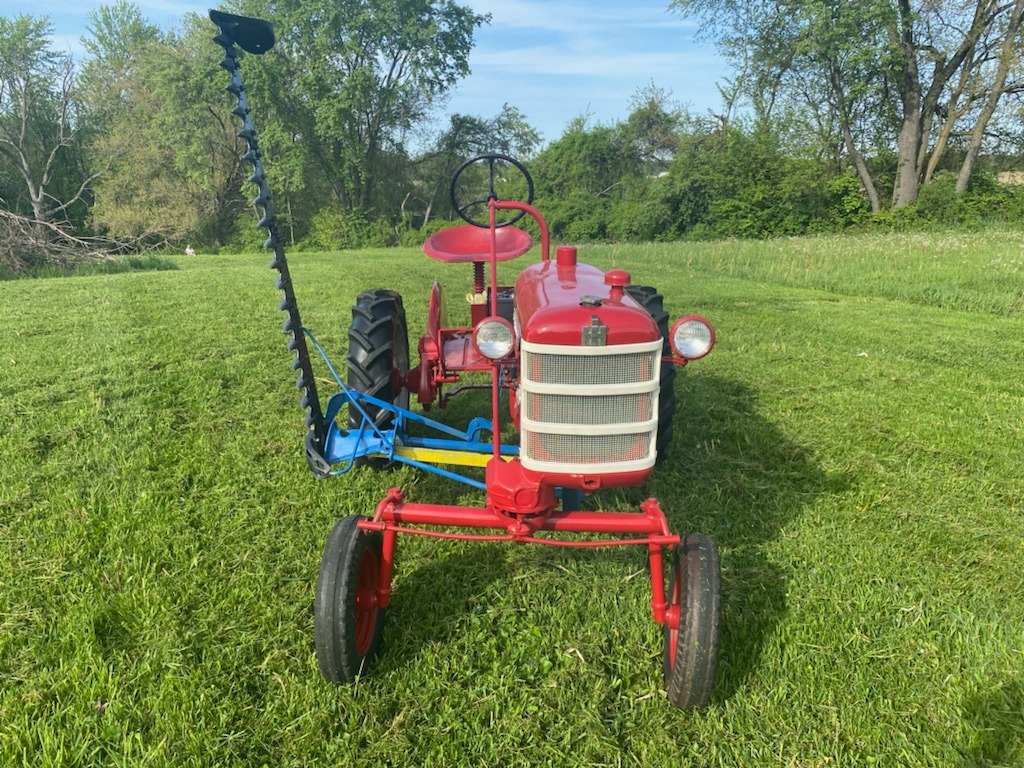 Used 1960 International McCORMICK FARMALL - CUB - VINTAGE TRACTOR - | St. Petersburg, FL
