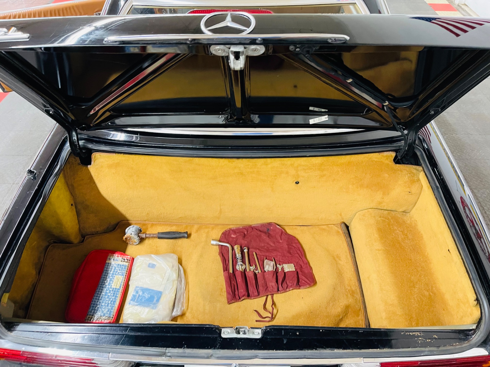 Used 1978 Mercedes-Benz 450 SL - CONVERTIBLE - 4.5L V8 ENGINE - | St. Petersburg, FL