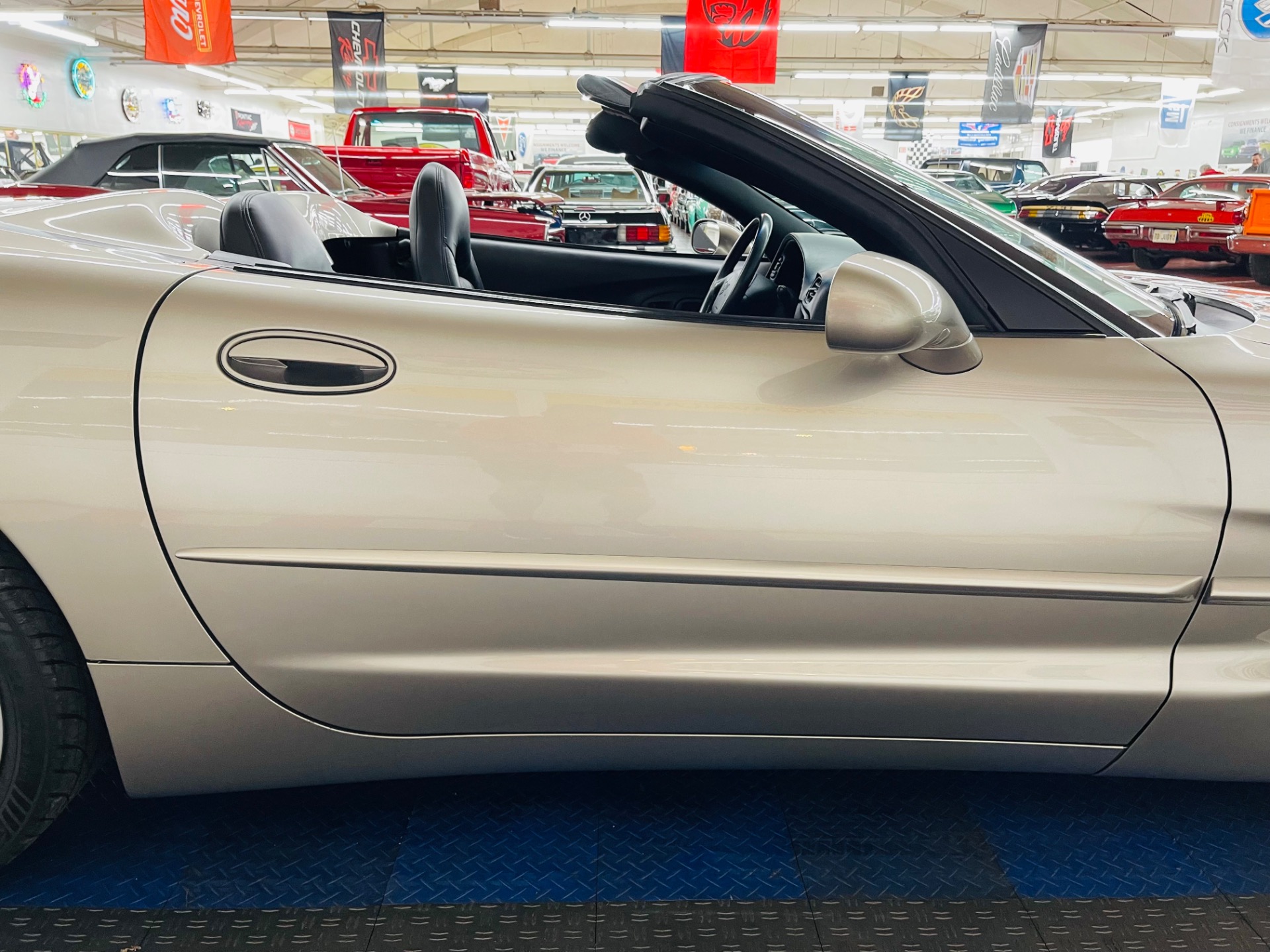 2000 Chevrolet Corvette 28