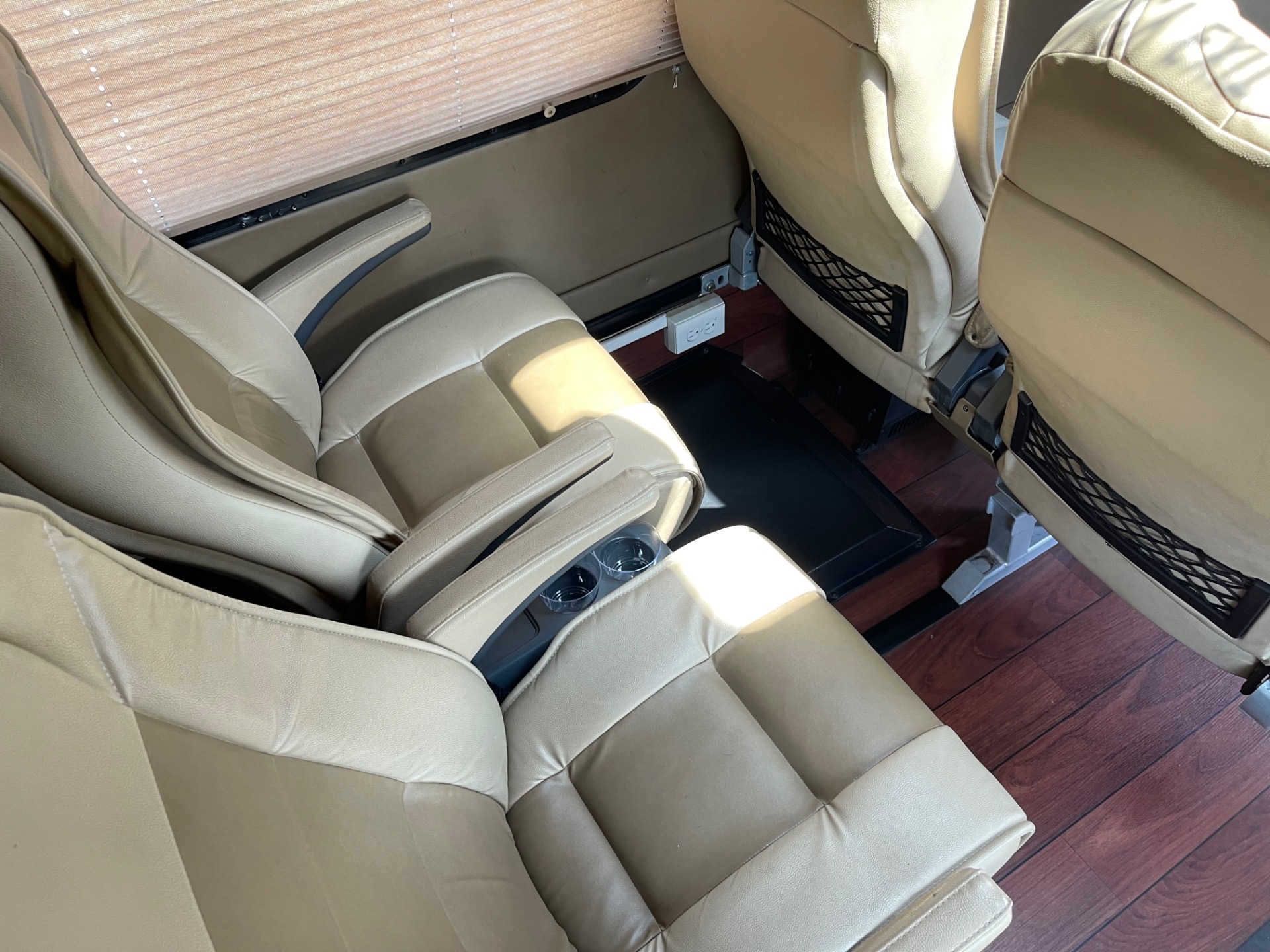 Used 2015 Ford E 450 - LIMO SHUTTLE BUS - 9 PASSENGER - VERY CLEAN - | St. Petersburg, FL