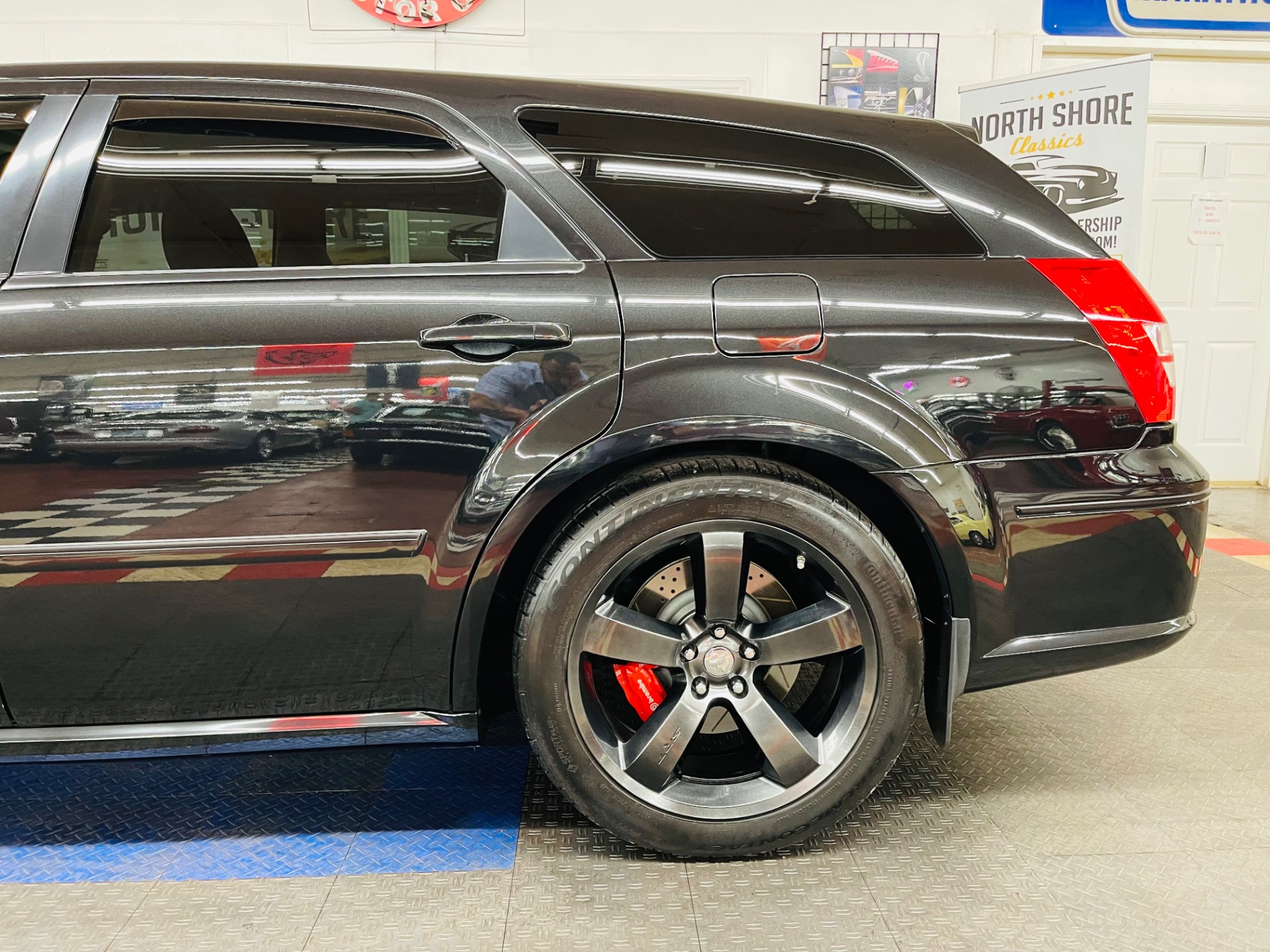 Used 2006 Dodge Magnum SRT-8  LOW MILES-SEE VIDEO | Mundelein, IL