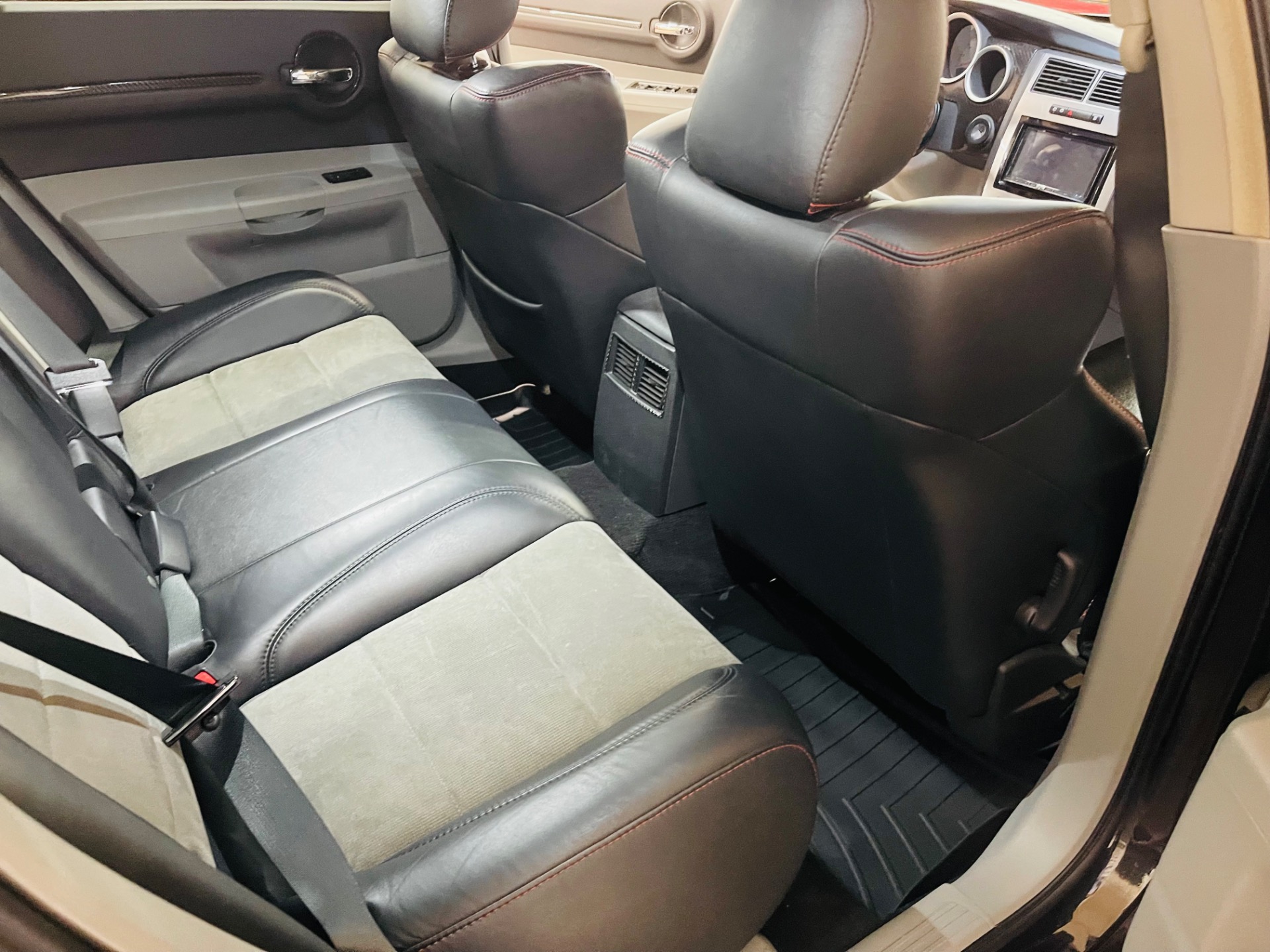 Used 2006 Dodge Magnum SRT-8  LOW MILES-SEE VIDEO | Mundelein, IL