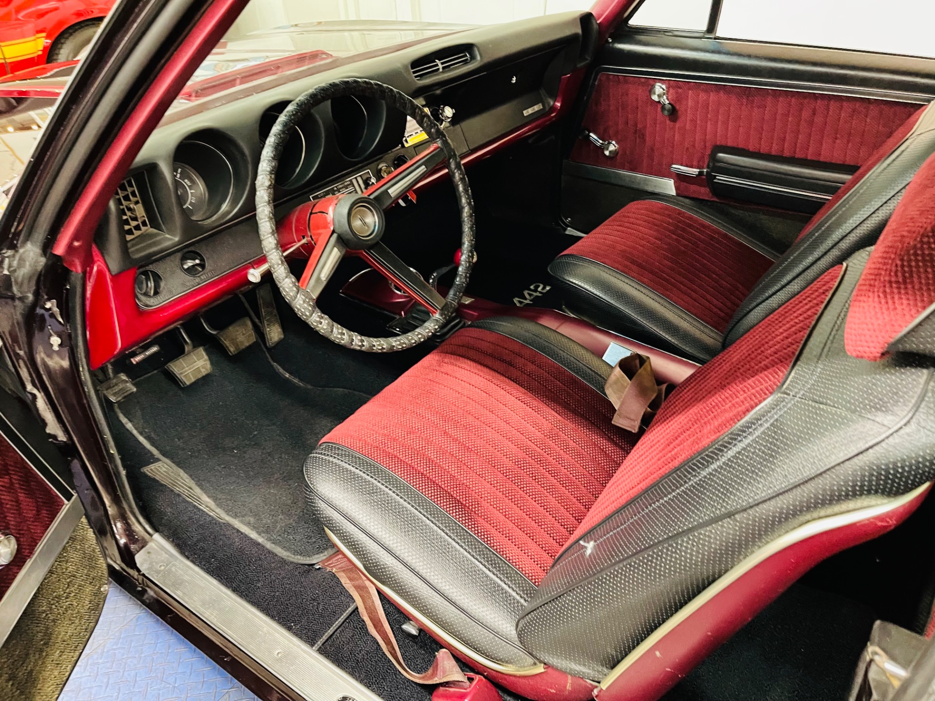 Used 1968 Oldsmobile Cutlass - 442 TRIBUTE - 455 ENGINE - 4 SPEED MANUAL -SEE VIDEO | St. Petersburg, FL