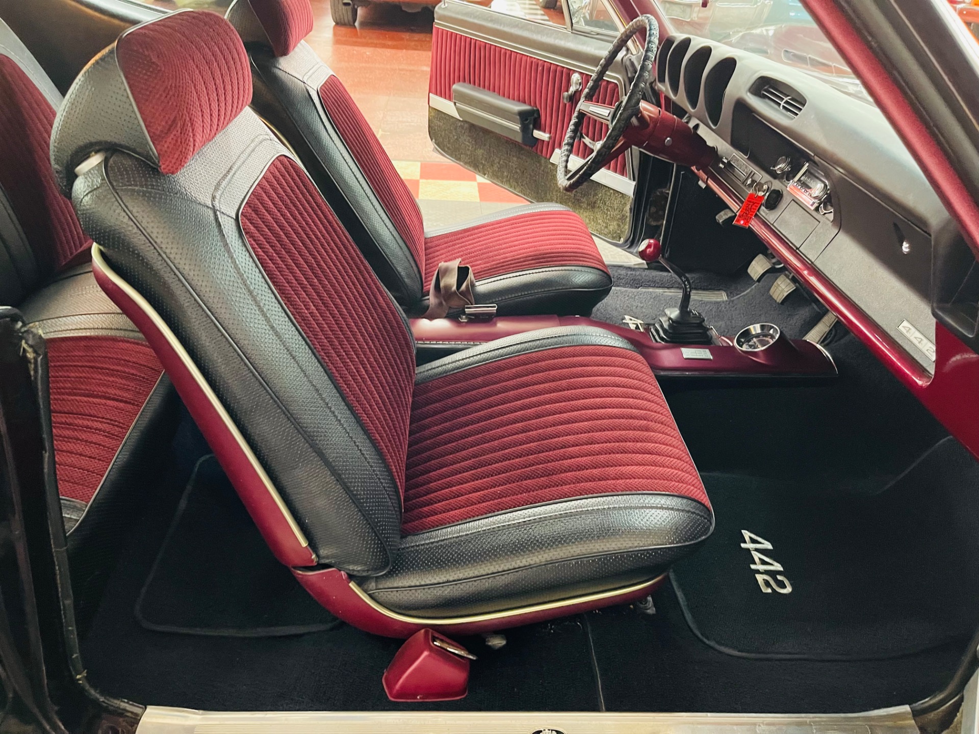 Used 1968 Oldsmobile Cutlass - 442 TRIBUTE - 455 ENGINE - 4 SPEED MANUAL -SEE VIDEO | St. Petersburg, FL