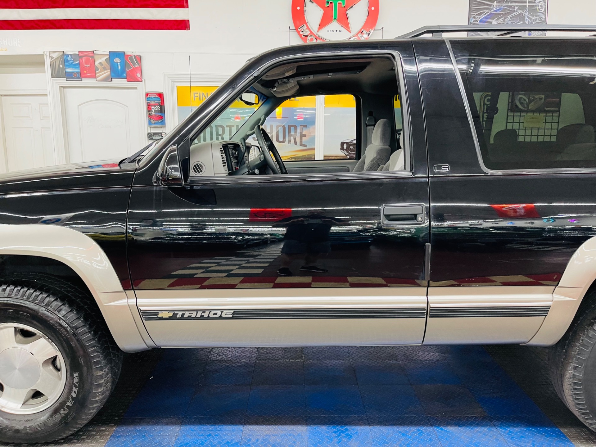Used 1998 Chevrolet Tahoe - 2 DOOR - 4 WHEEL DRIVE - LOW MILES -SEE VIDEO | Mundelein, IL