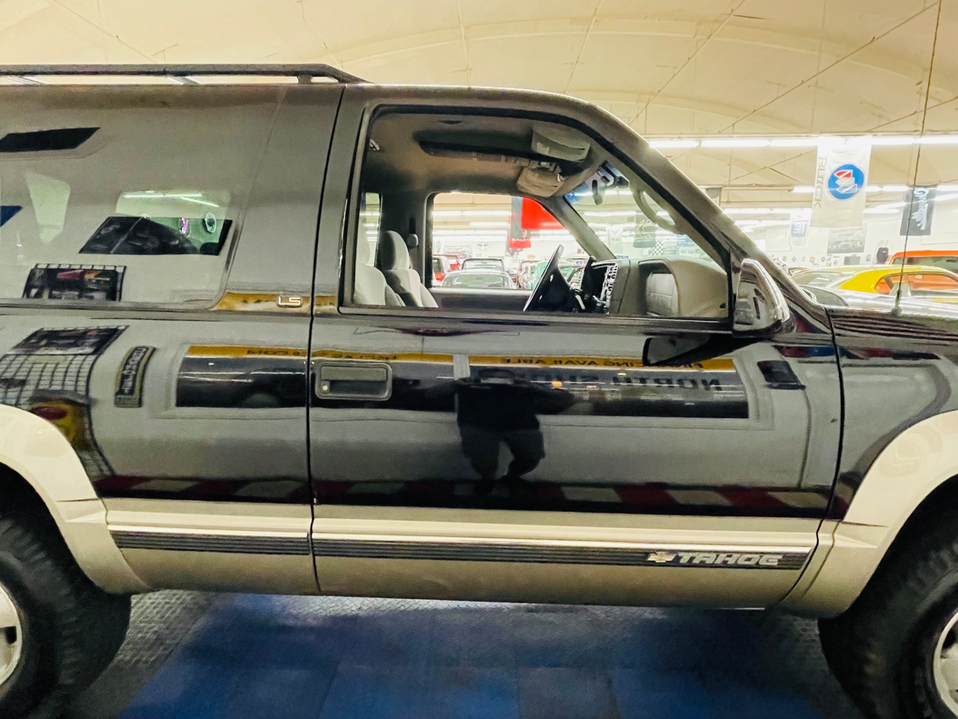 Used 1998 Chevrolet Tahoe - 2 DOOR - 4 WHEEL DRIVE - LOW MILES -SEE VIDEO | Mundelein, IL