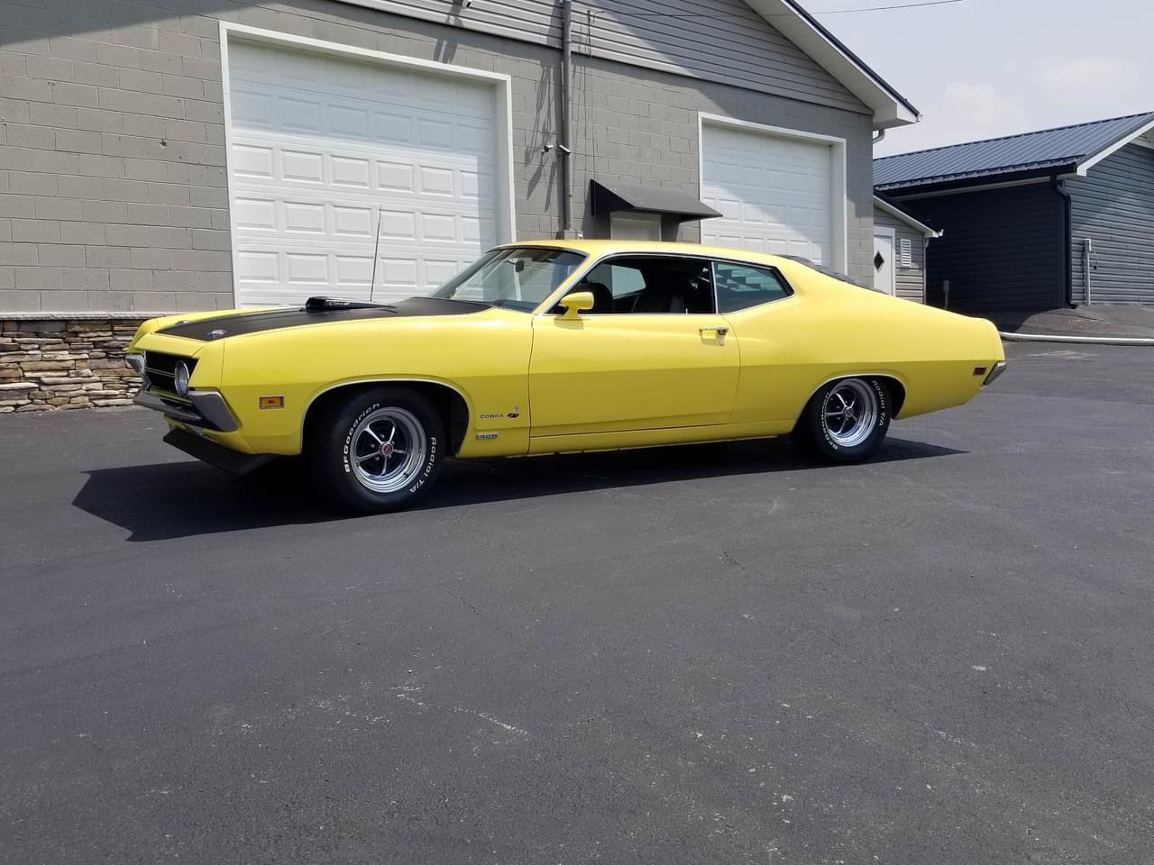 Used 1970 Ford Cobra Torino Shaker Ram hood | St. Petersburg, FL
