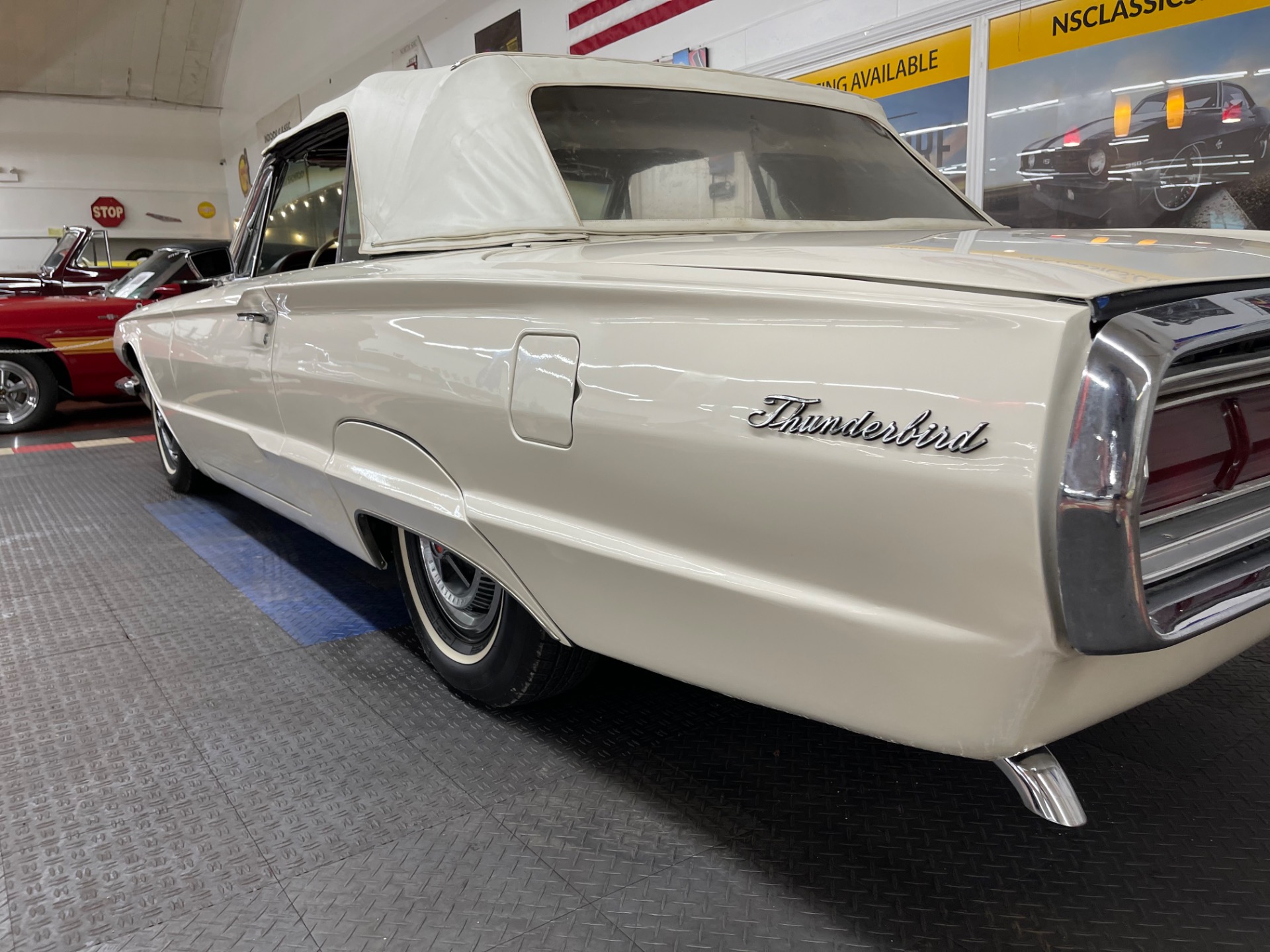 Used 1966 Ford Thunderbird - CONVERTIBLE - 390 V8 ENGINE -SEE VIDEO | Mundelein, IL