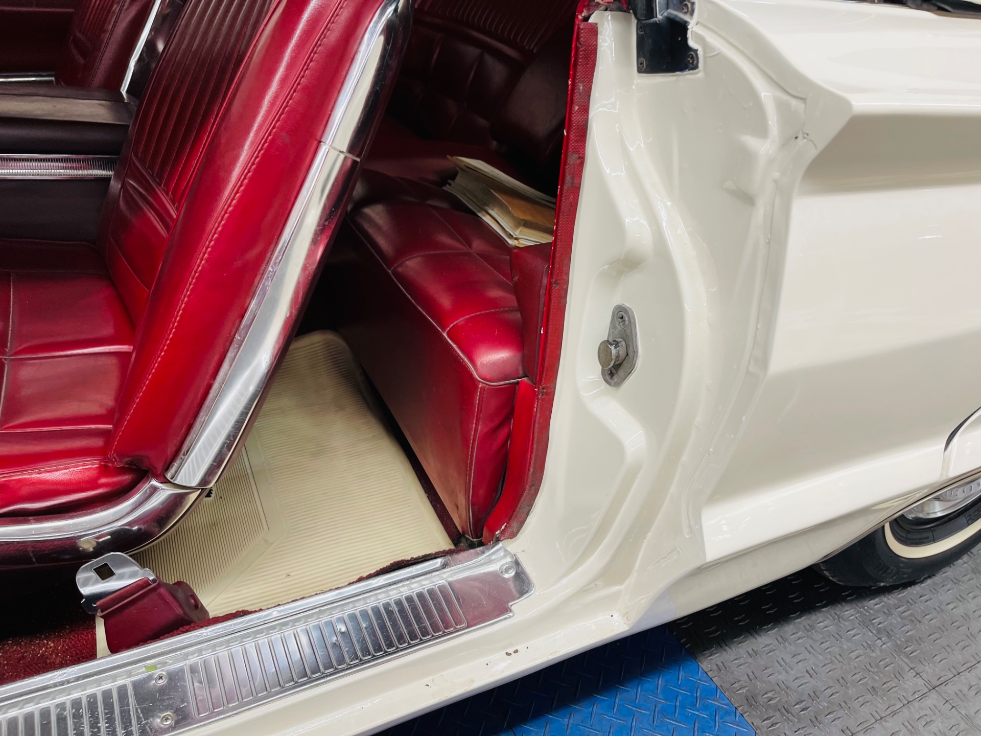 Used 1966 Ford Thunderbird - CONVERTIBLE - 390 V8 ENGINE -SEE VIDEO | Mundelein, IL