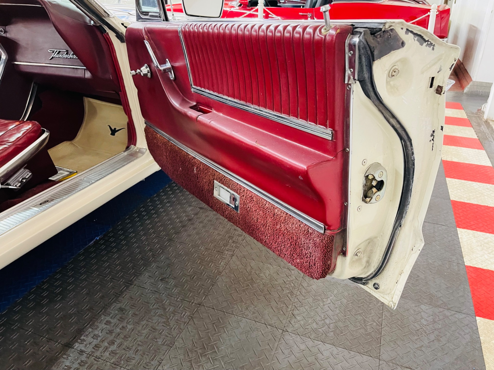 Used 1966 Ford Thunderbird - CONVERTIBLE - 390 V8 ENGINE -SEE VIDEO | Mundelein, IL