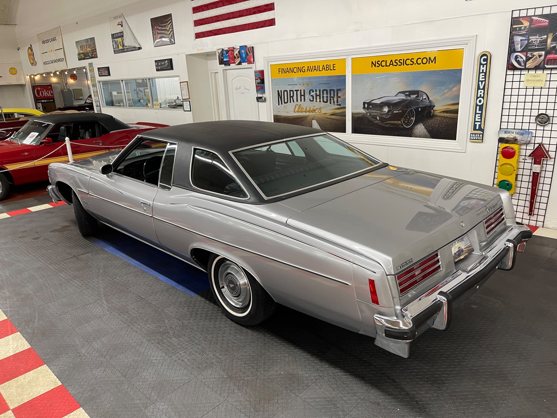 Used 1976 Pontiac Catalina - 2 DOOR COUPE - | Mundelein, IL
