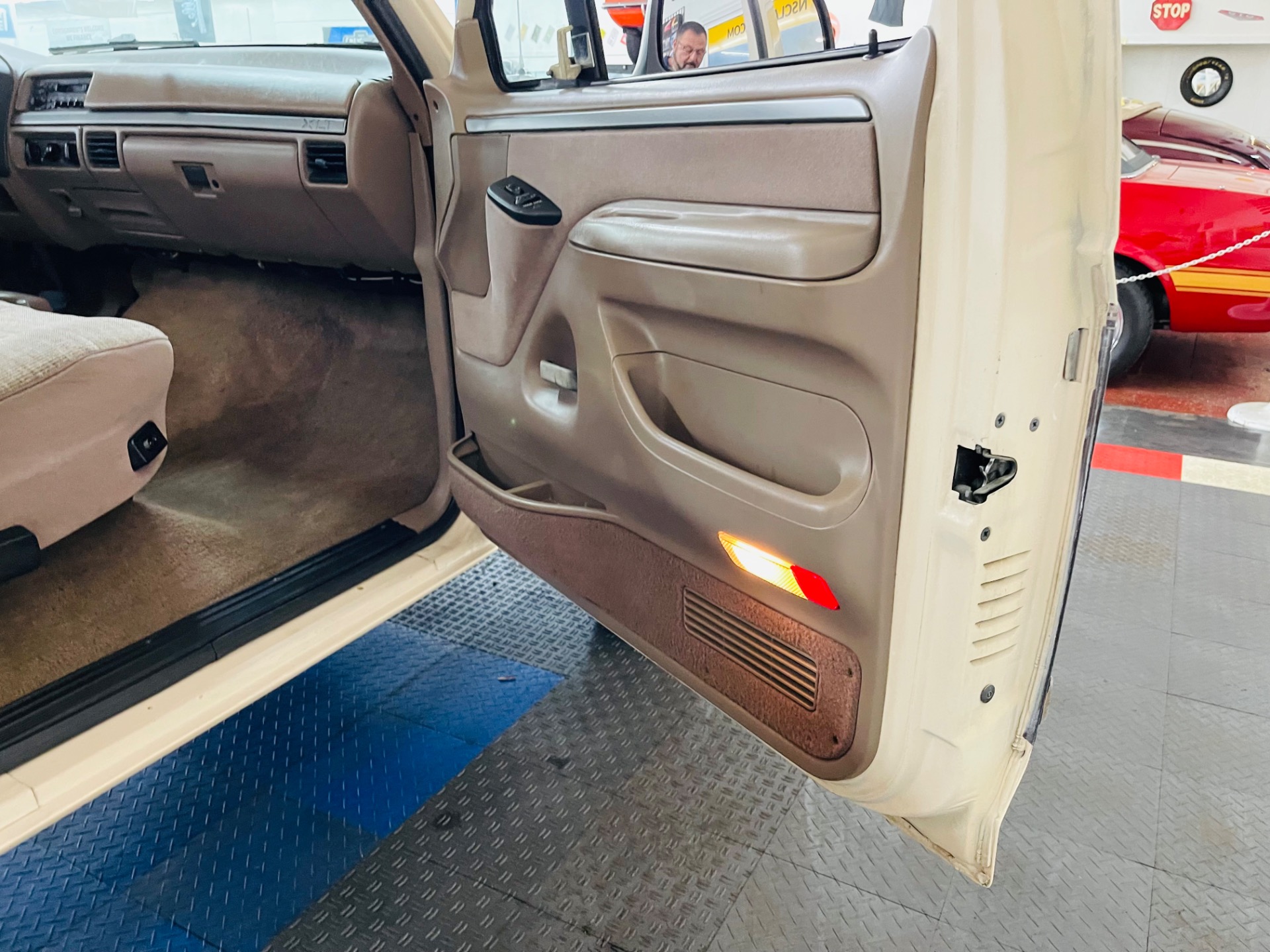 Used 1992 Ford F-150 - XLT - 4X4 - CLEAN SOUTHERN TRUCK -SEE VIDEO | St. Petersburg, FL