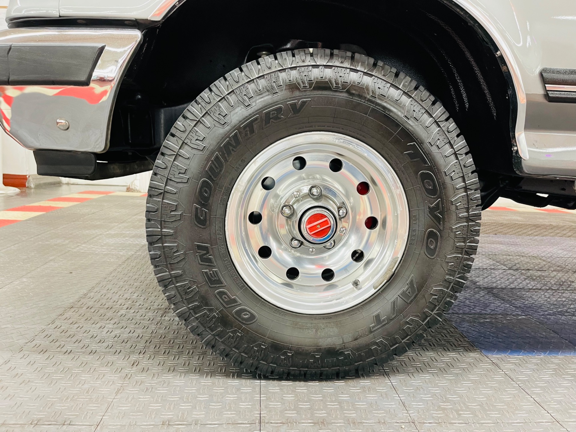 Used 1987 Ford F-150 - XLT LARIAT 4X4 - CLEAN SOUTHERN TRUCK -SEE VIDEO | Mundelein, IL