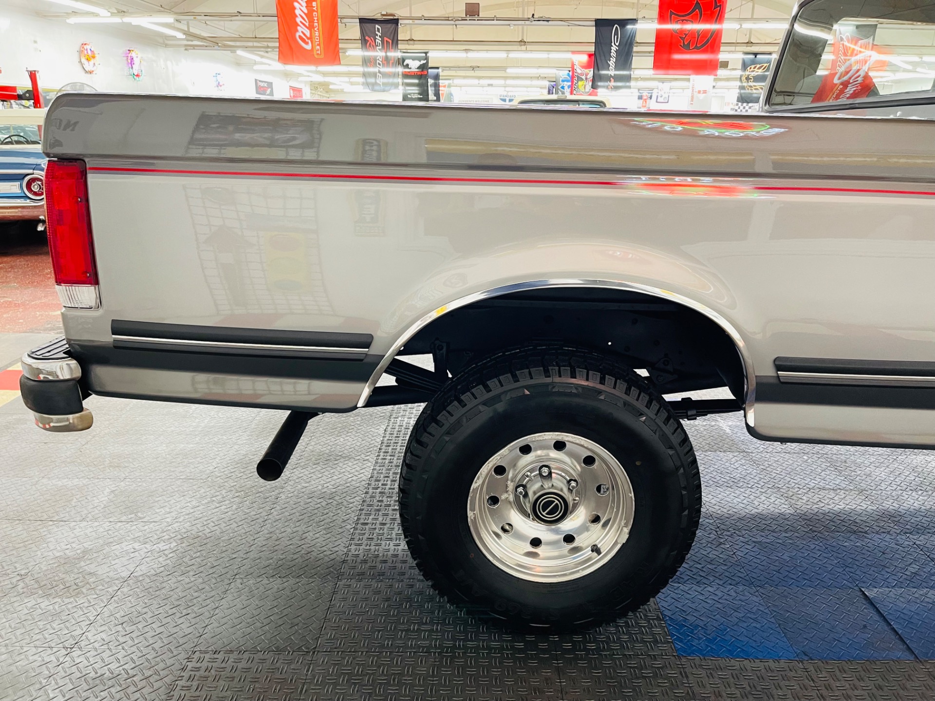 Used 1987 Ford F-150 - XLT LARIAT 4X4 - CLEAN SOUTHERN TRUCK -SEE VIDEO | Mundelein, IL