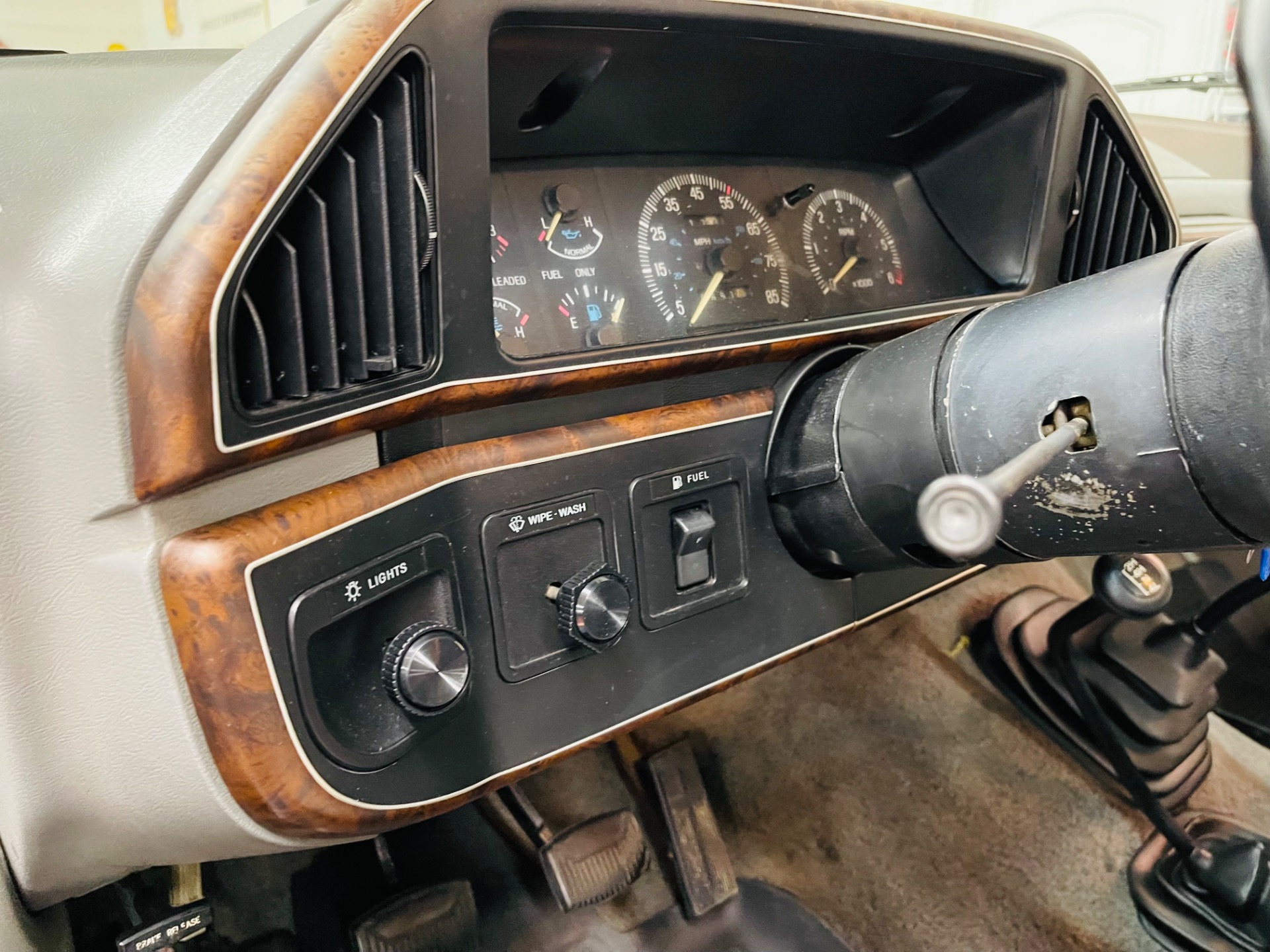 Used 1987 Ford F-150 - XLT LARIAT 4X4 - CLEAN SOUTHERN TRUCK -SEE VIDEO | Mundelein, IL